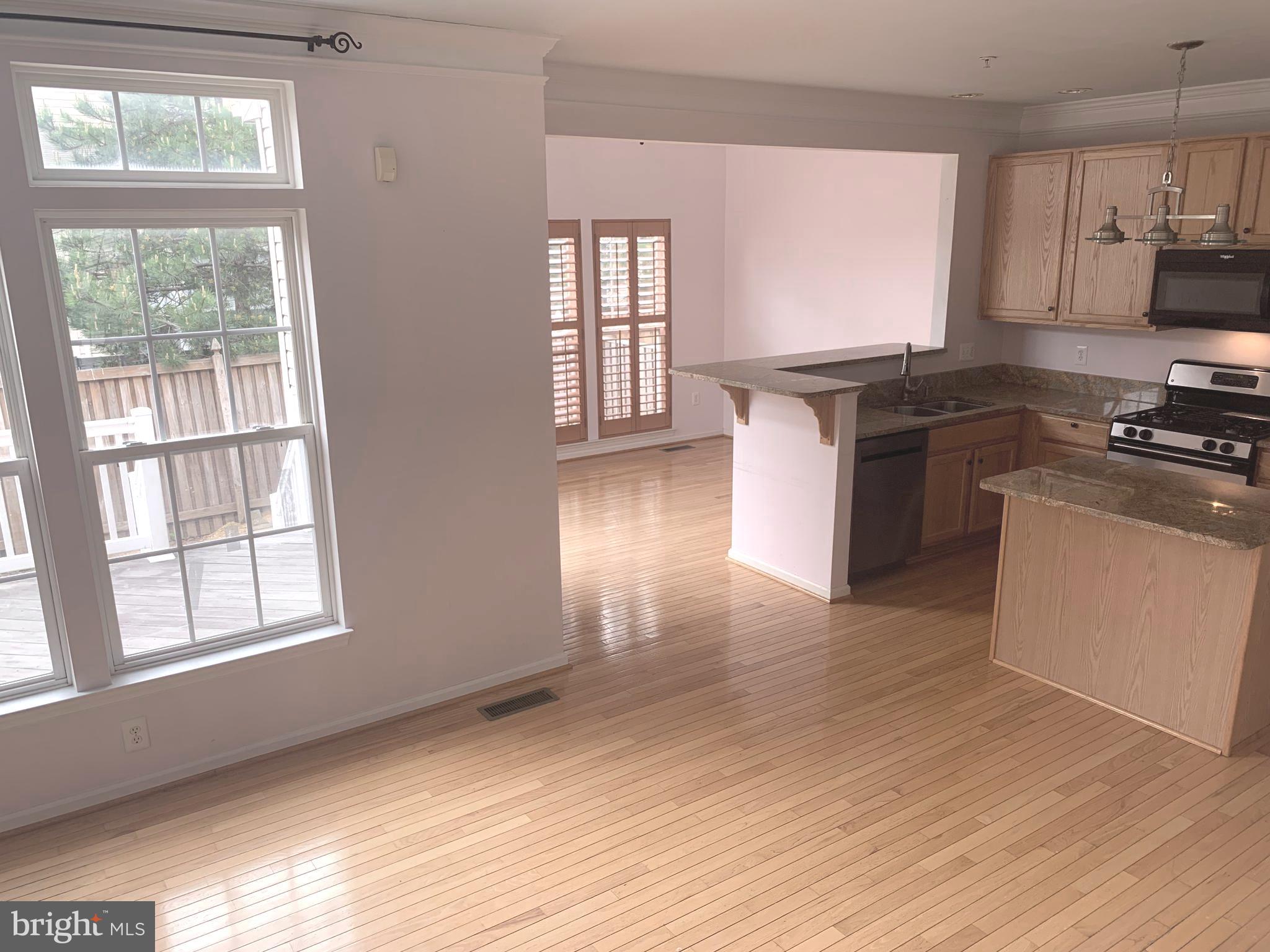 SEVEN OAKS - Residential Lease