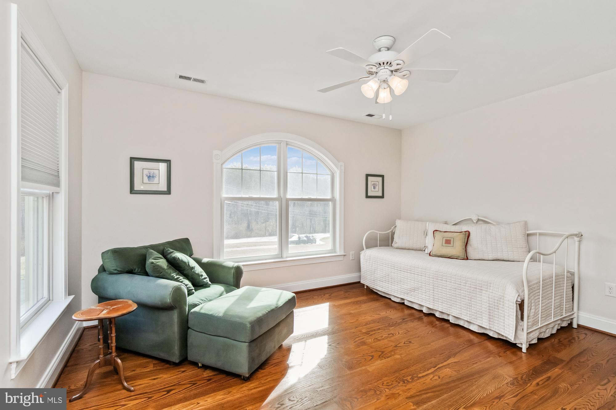 GLEN ARM - Residential