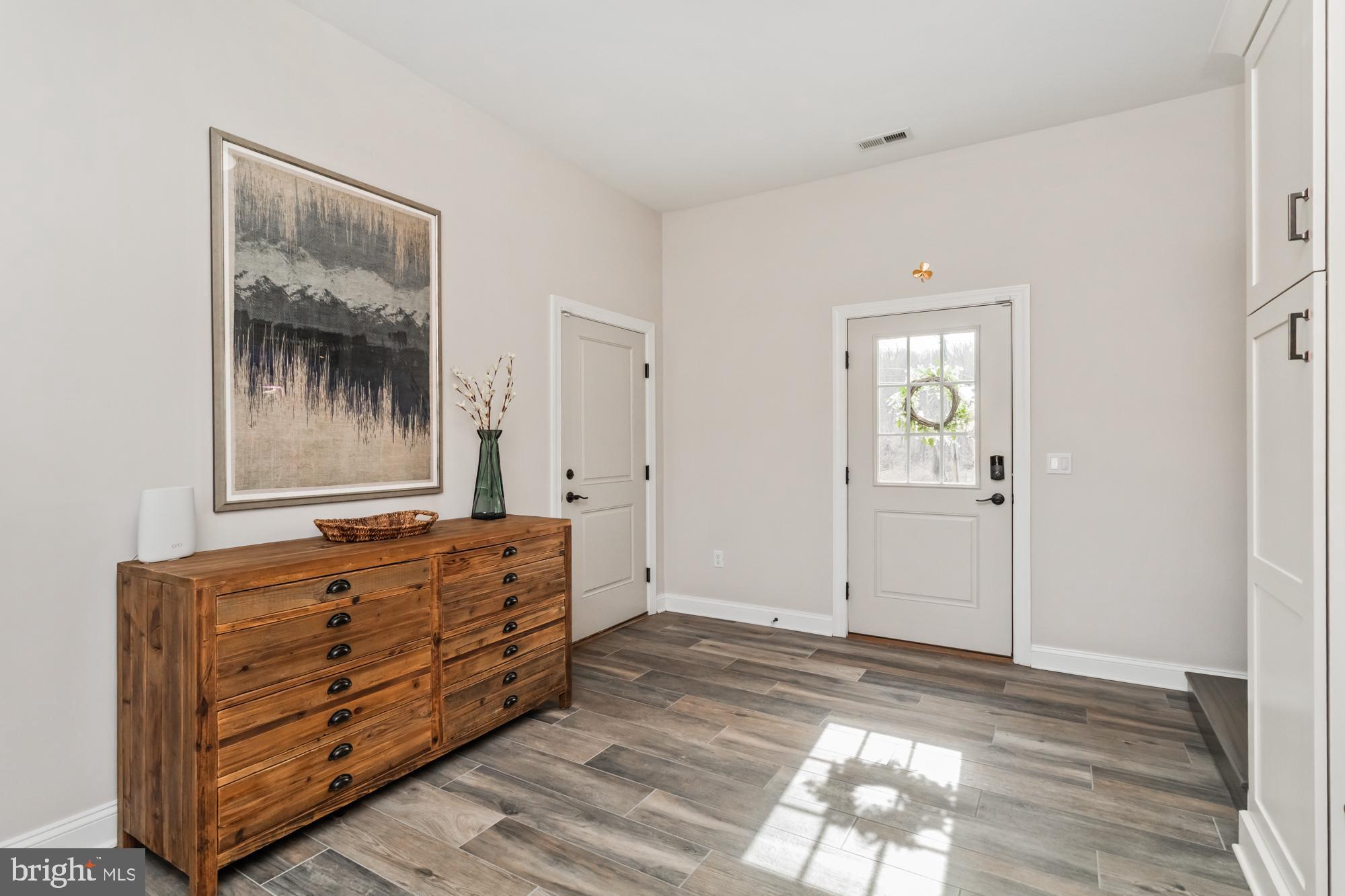 GLEN ARM - Residential