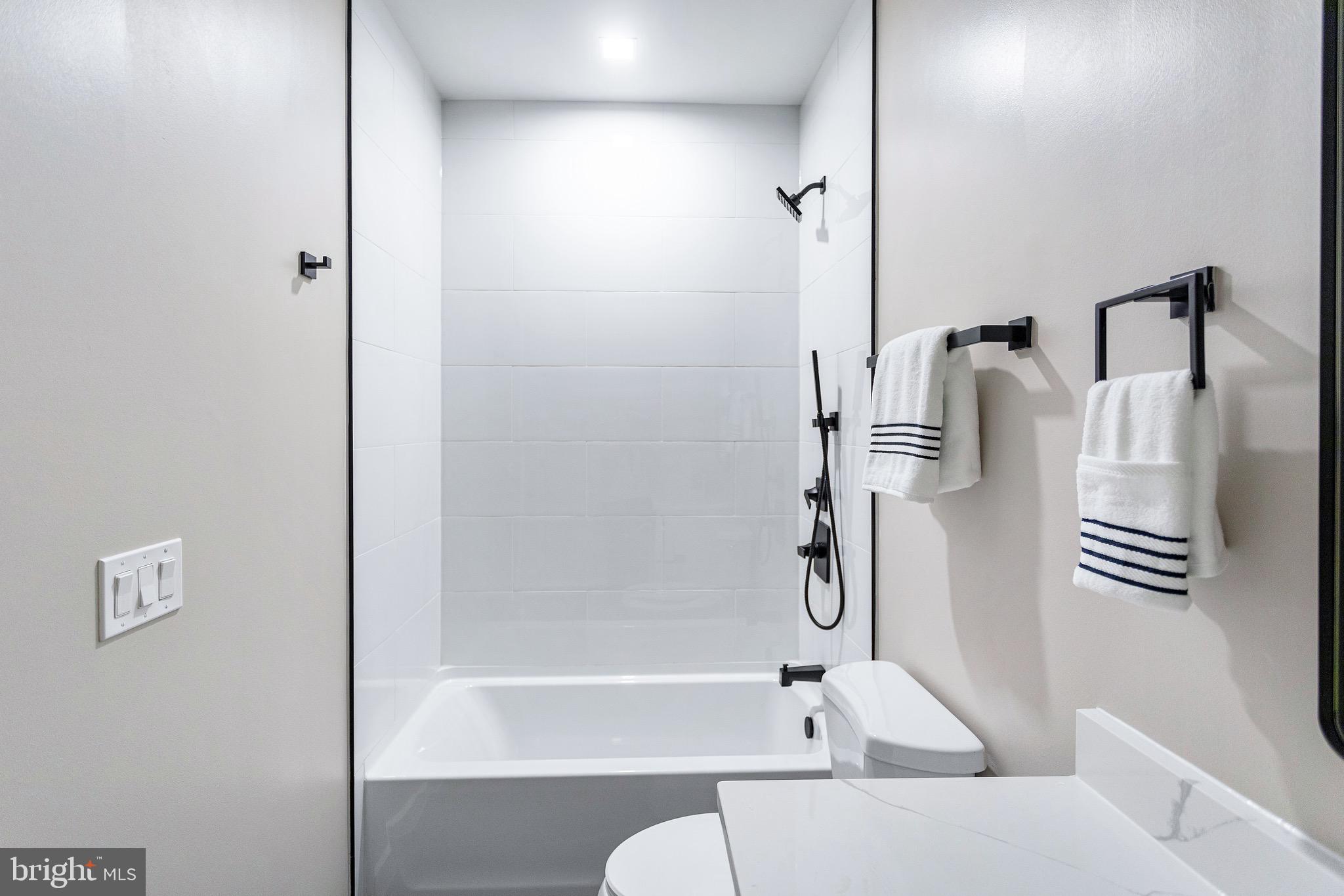 1358 FLORIDA AVENUE NE 208