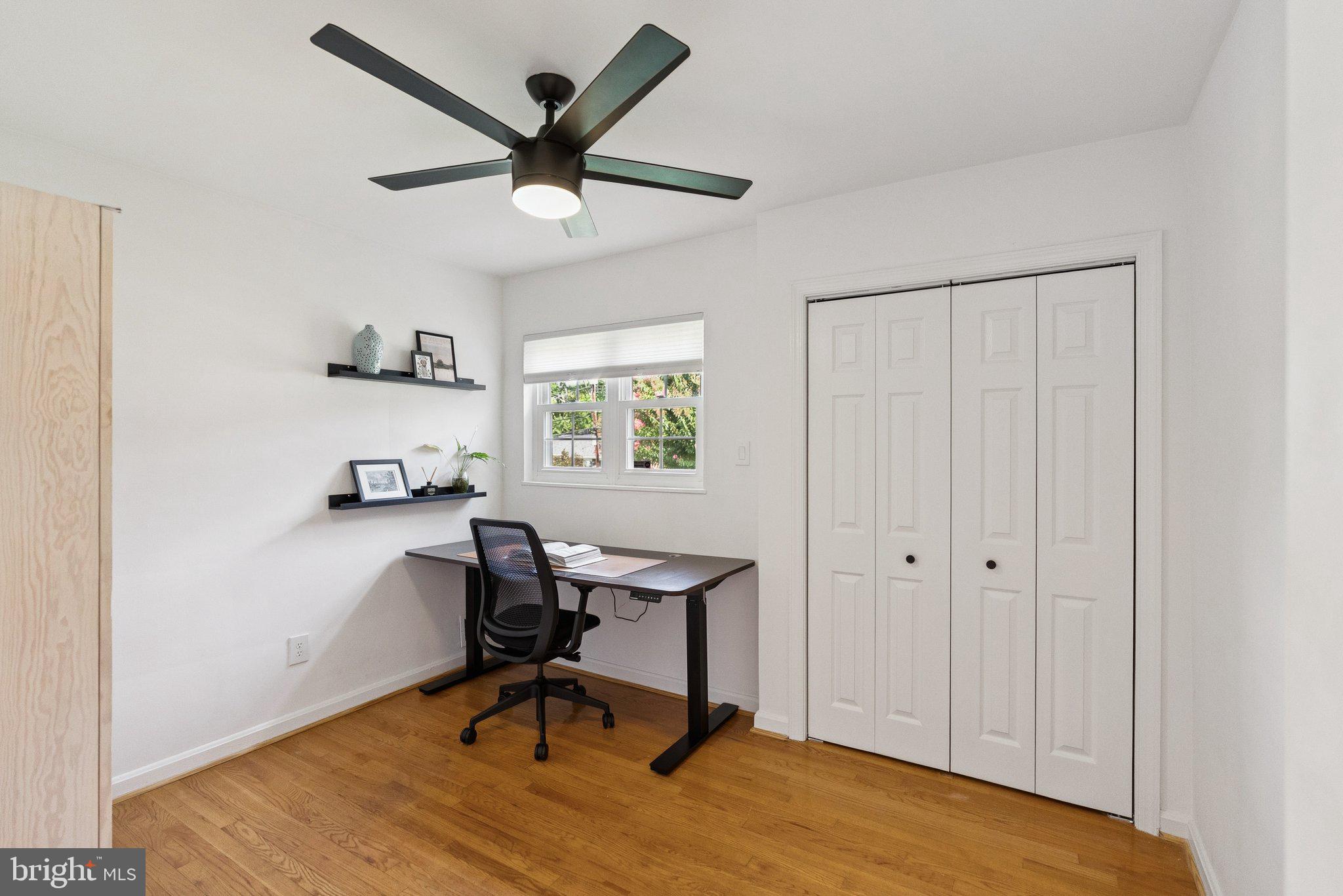 GARRETT PARK ESTATES - Residential Lease