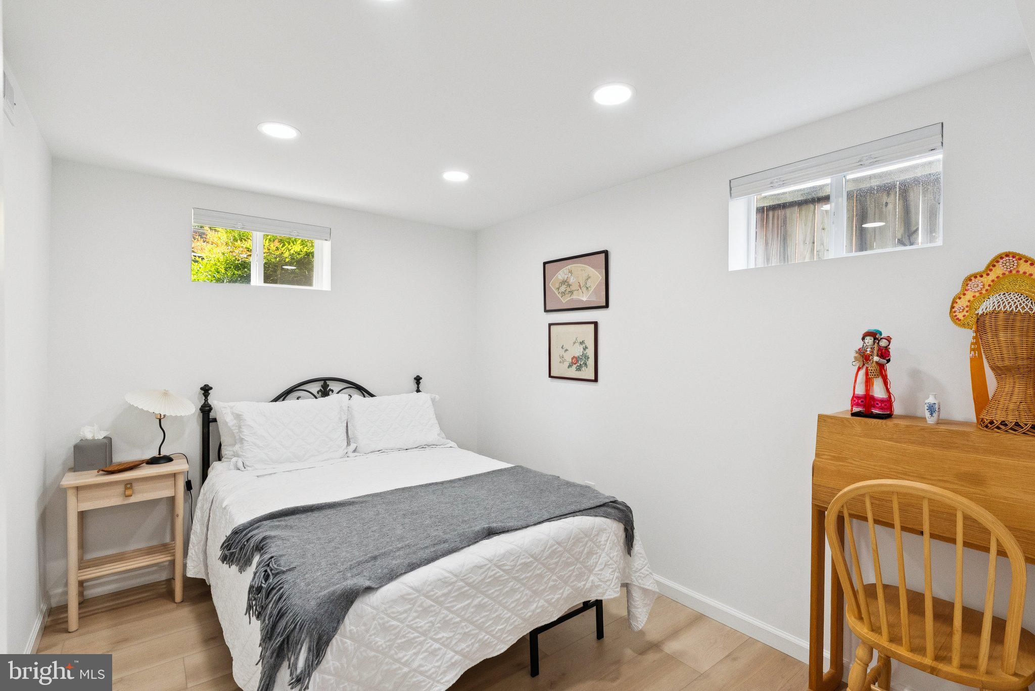 GARRETT PARK ESTATES - Residential Lease