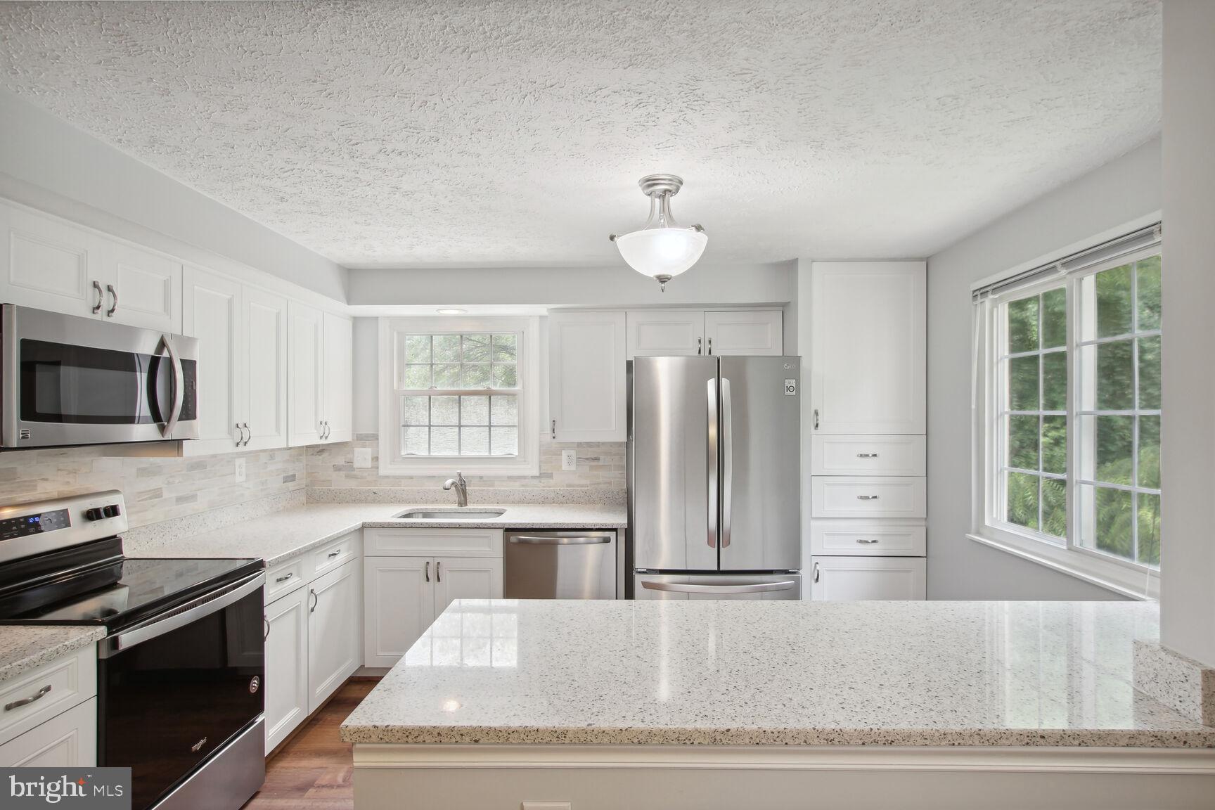 MILL CREEK SOUTH - Residential