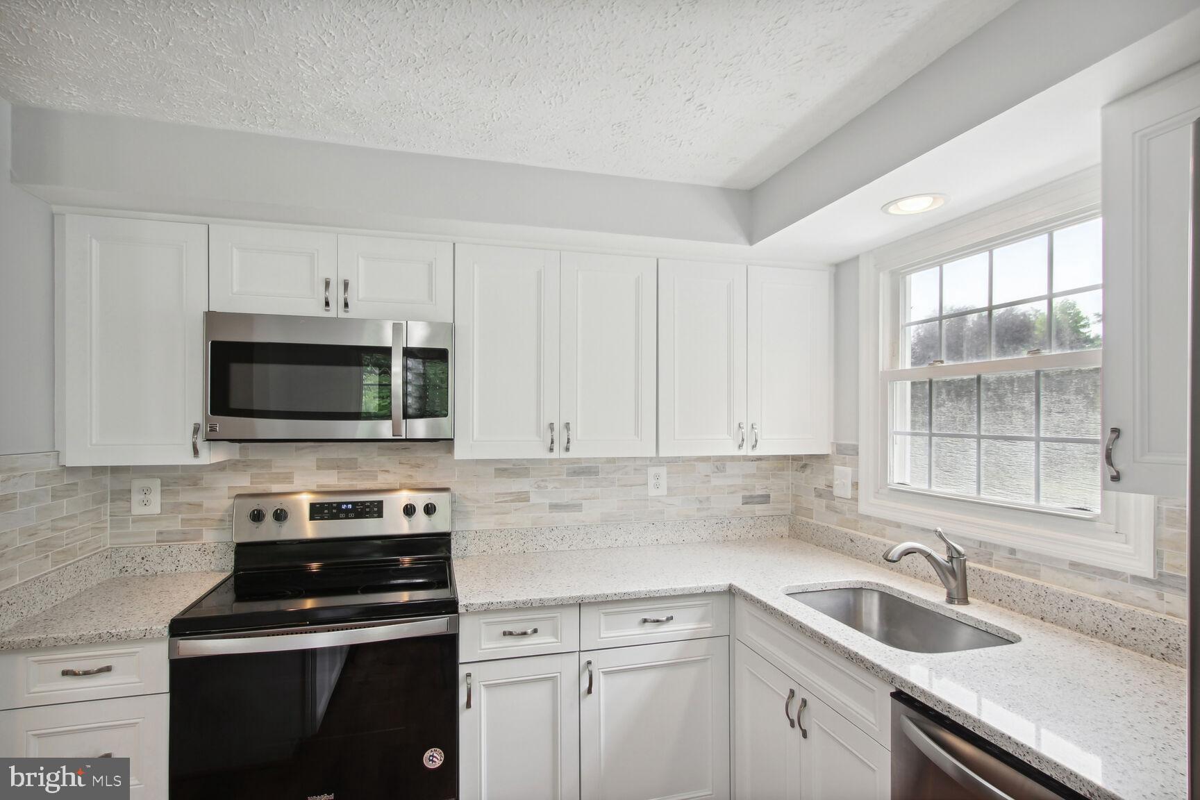 MILL CREEK SOUTH - Residential