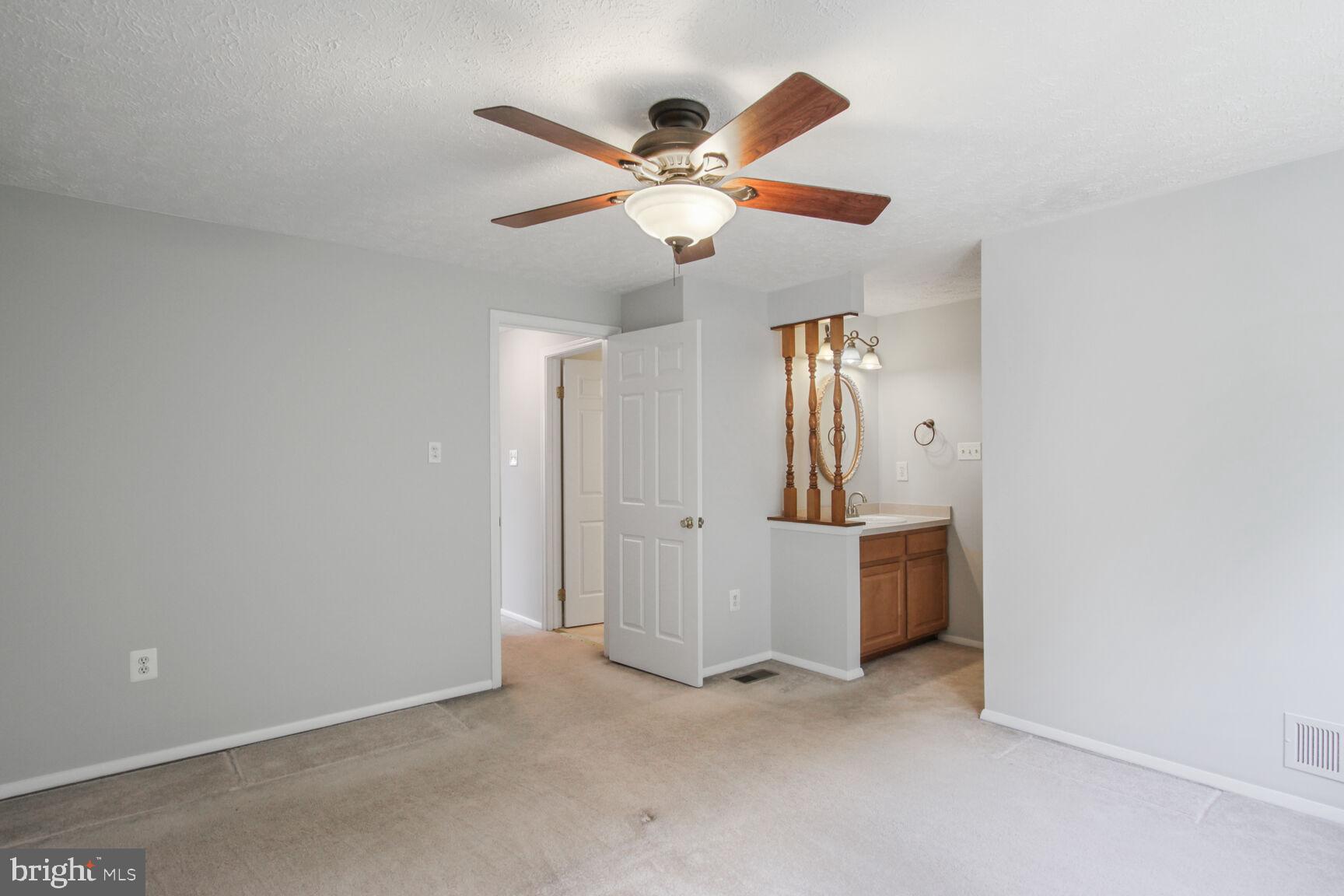 MILL CREEK SOUTH - Residential