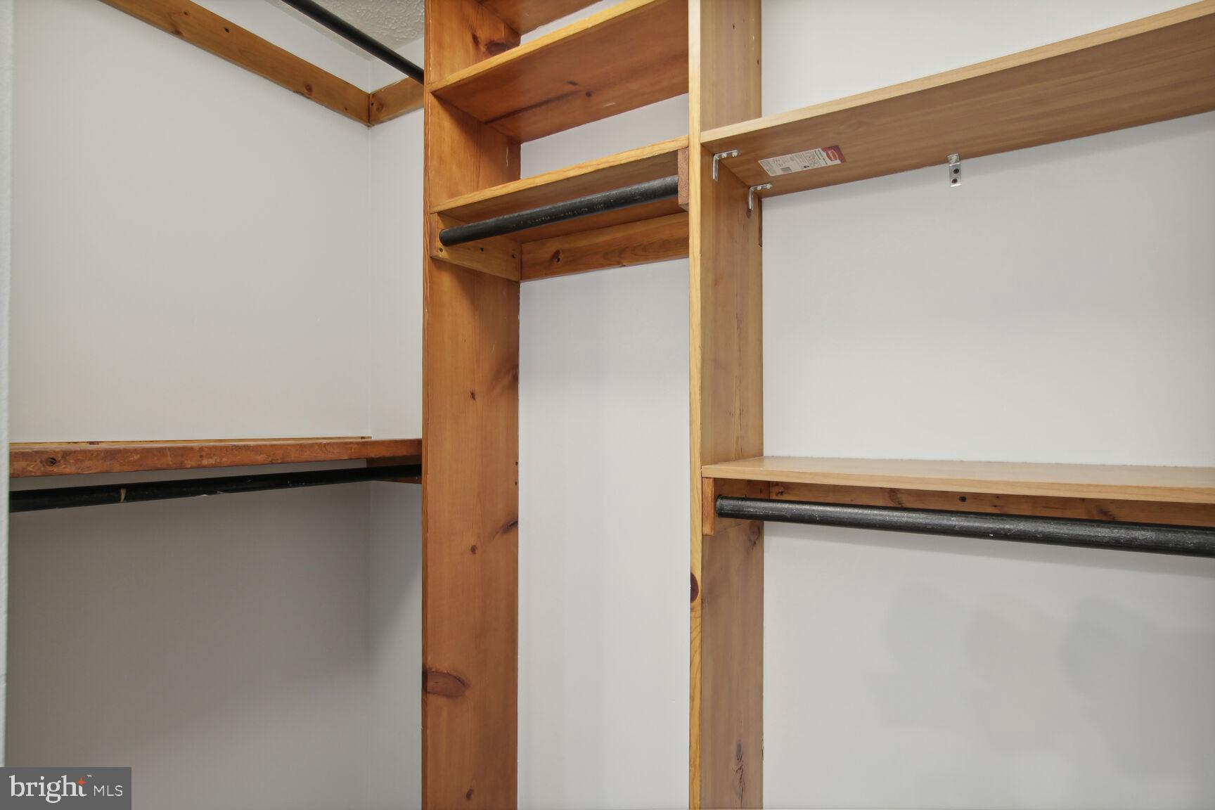 MILL CREEK SOUTH - Residential