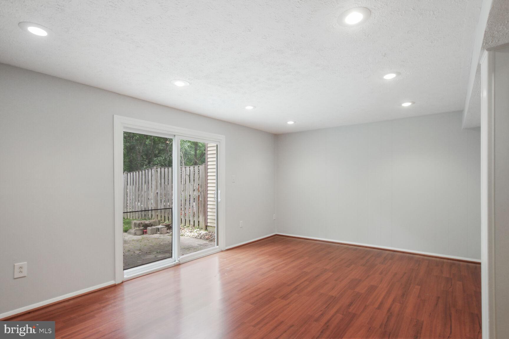 MILL CREEK SOUTH - Residential