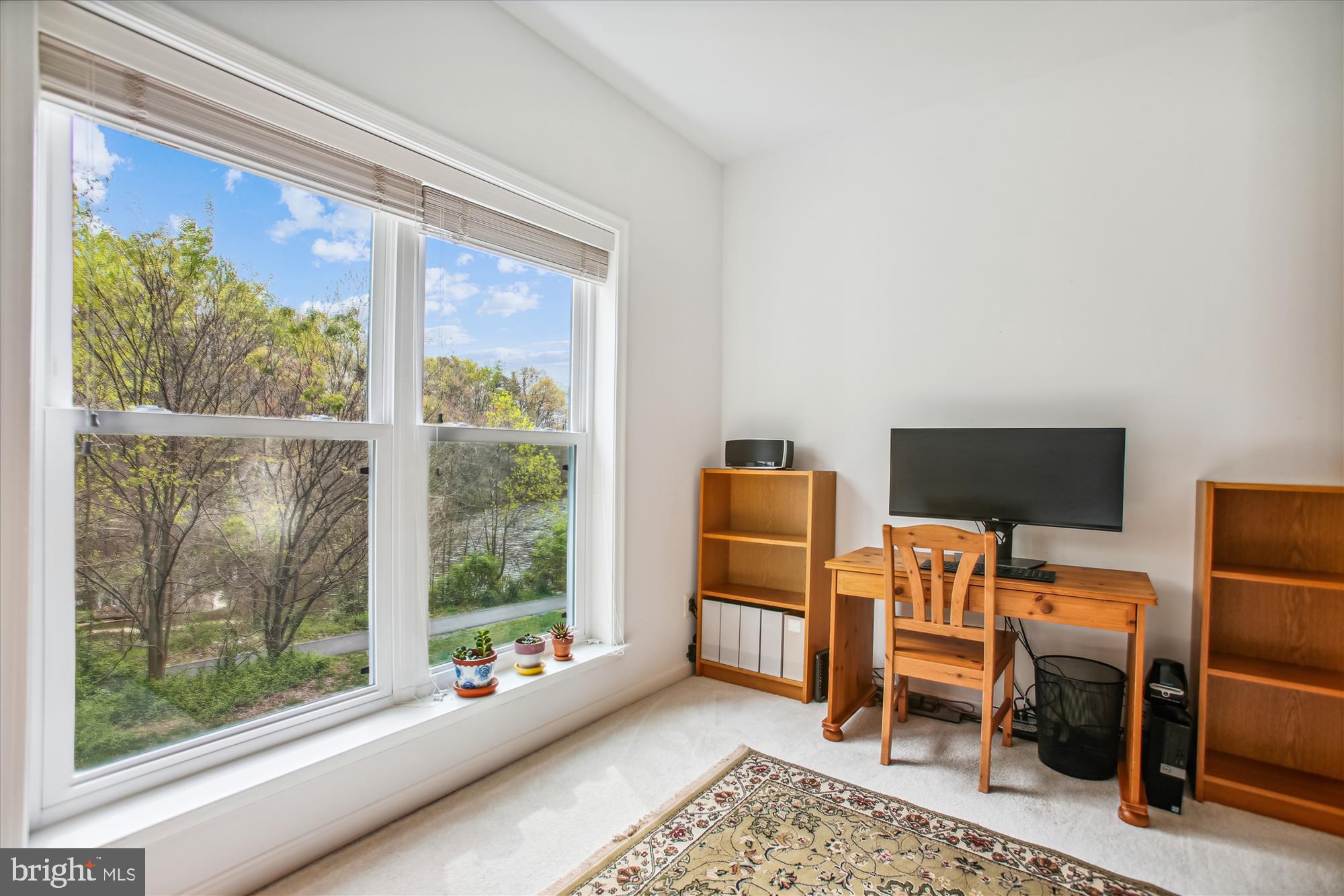 KINGSTOWNE - Residential Lease