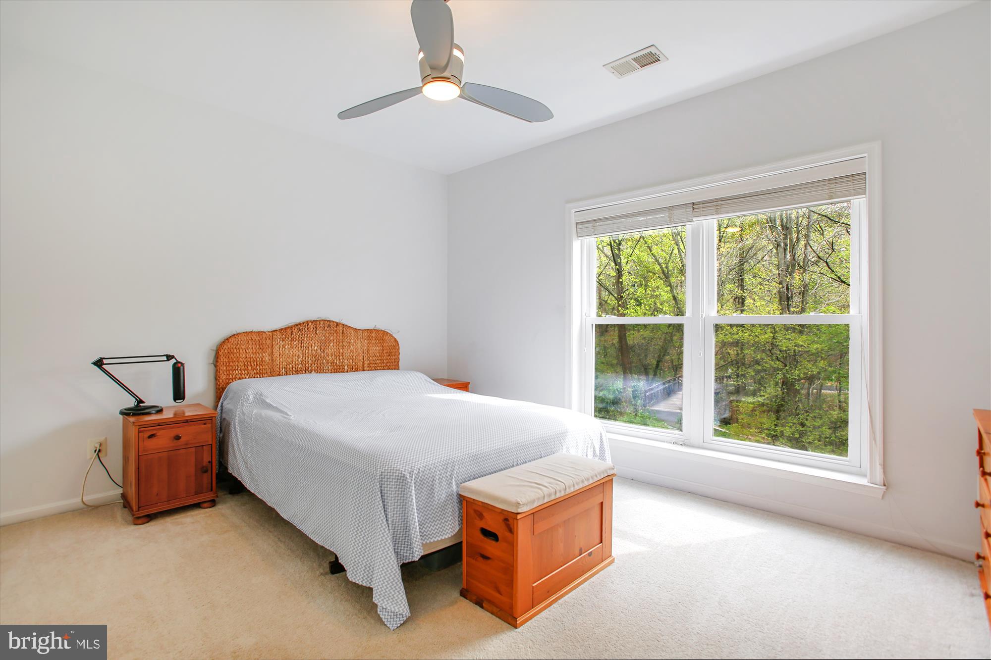 KINGSTOWNE - Residential Lease