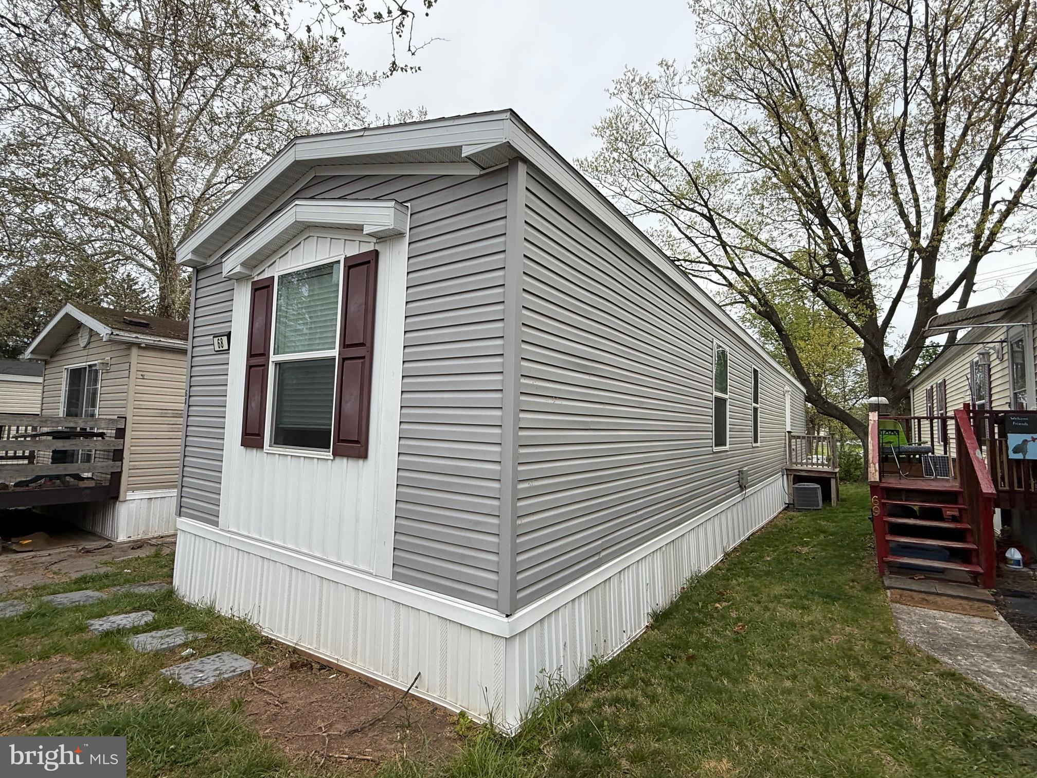 SPRING MEADOWS - Residential