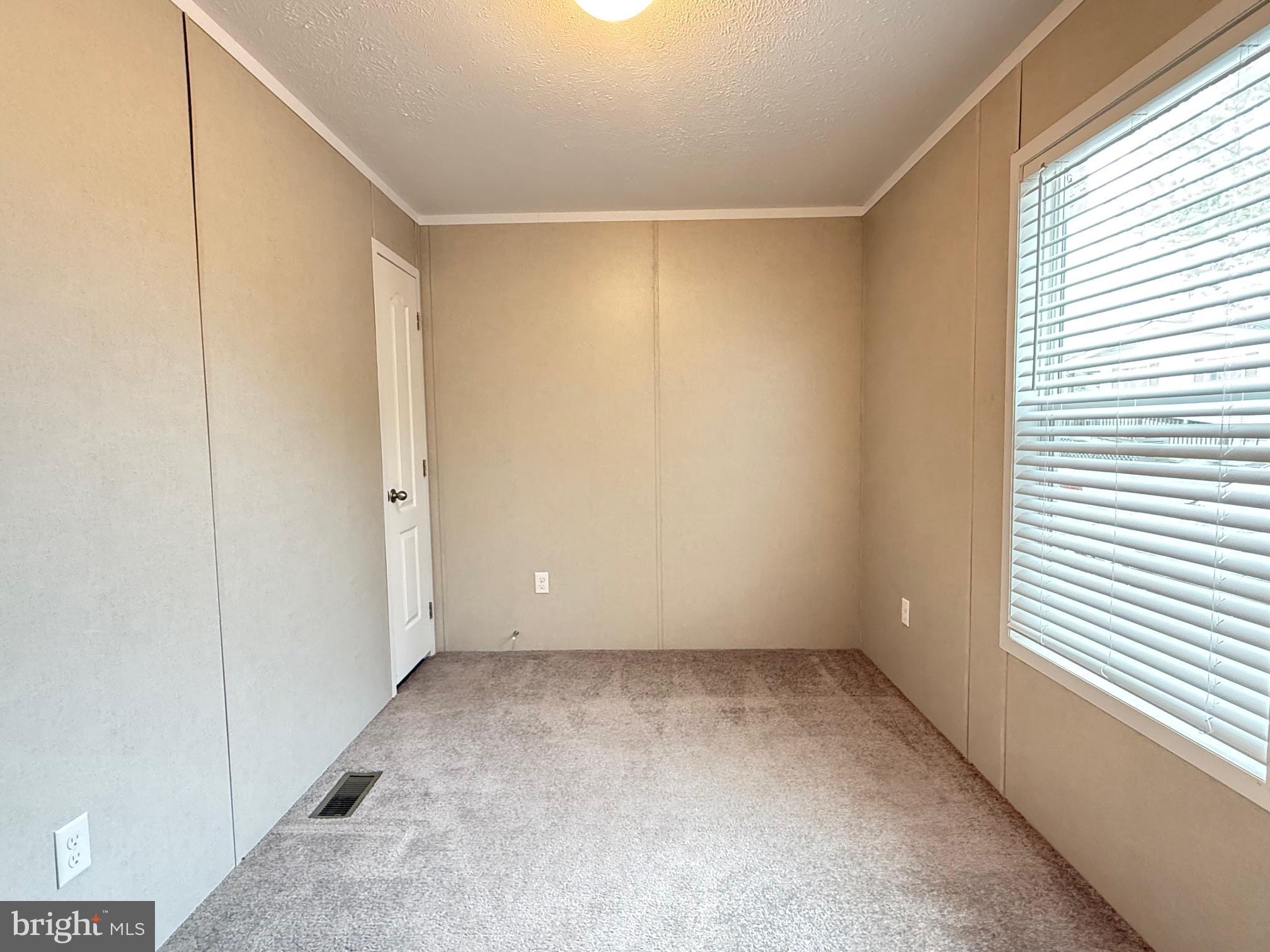 SPRING MEADOWS - Residential