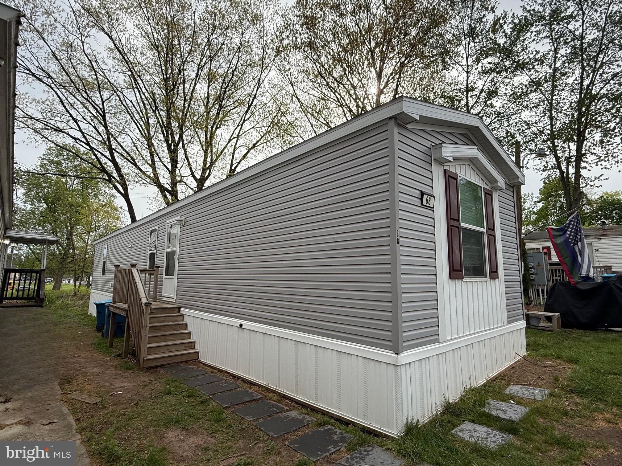 SPRING MEADOWS - Residential