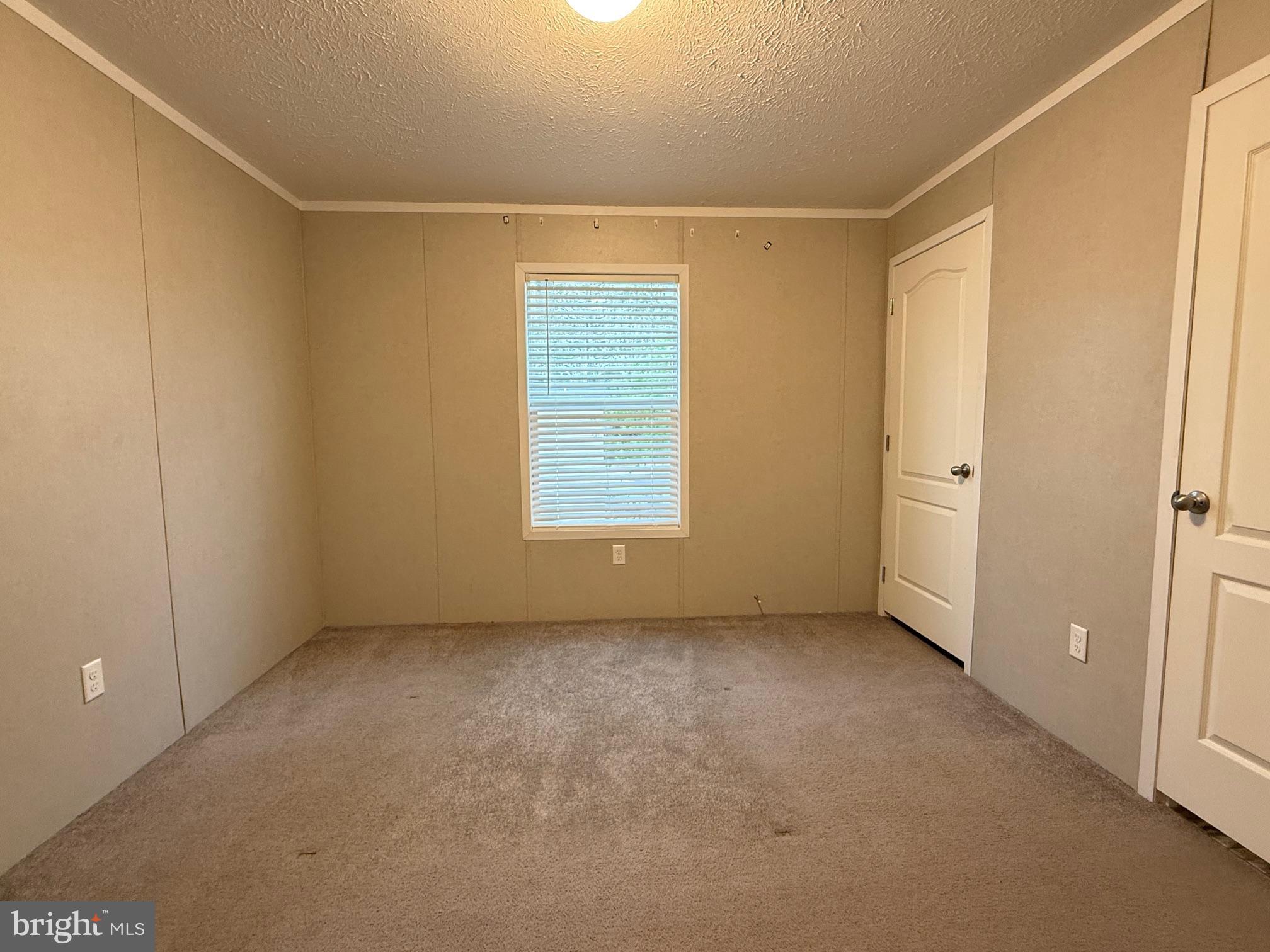 SPRING MEADOWS - Residential