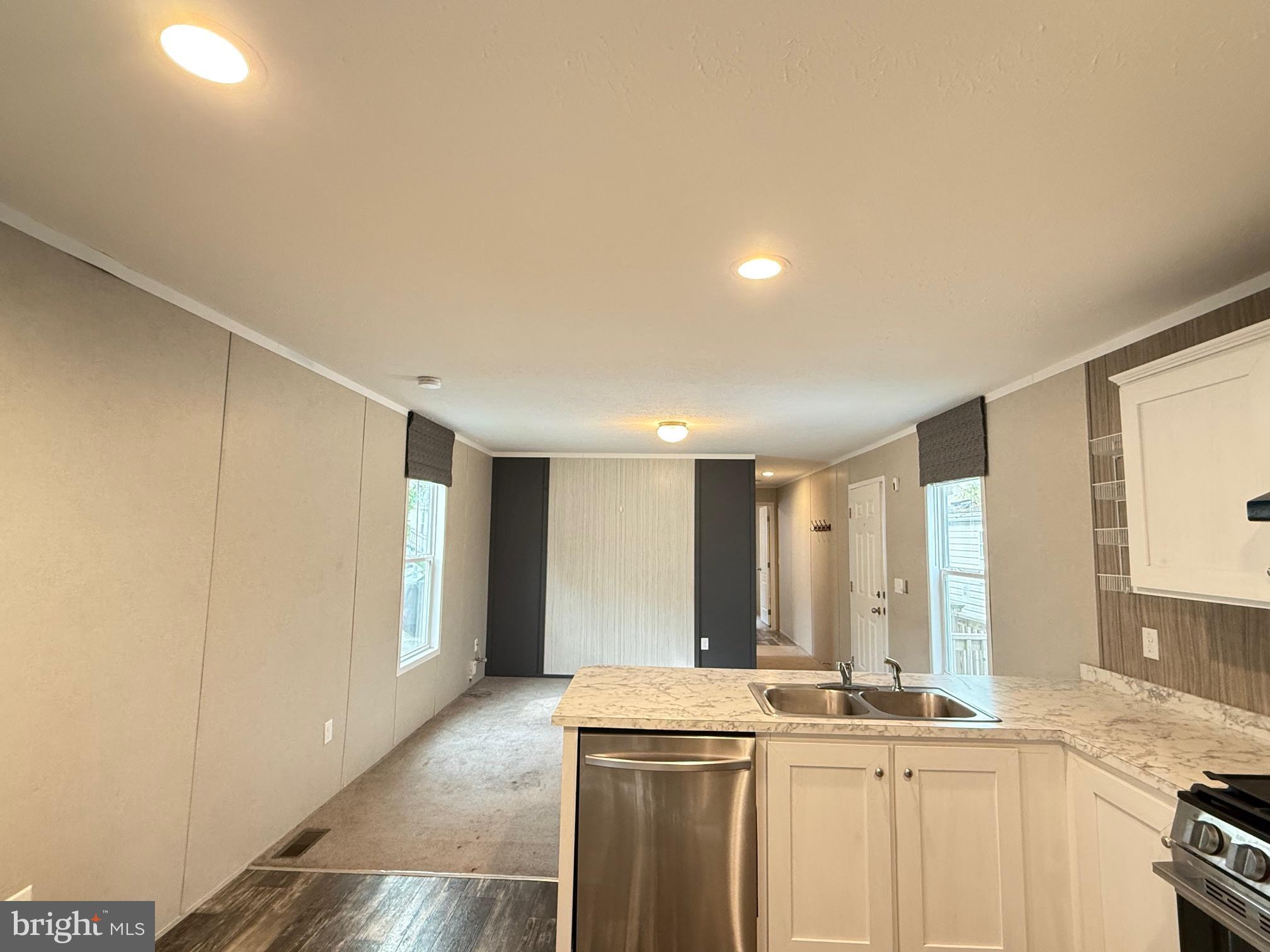 SPRING MEADOWS - Residential