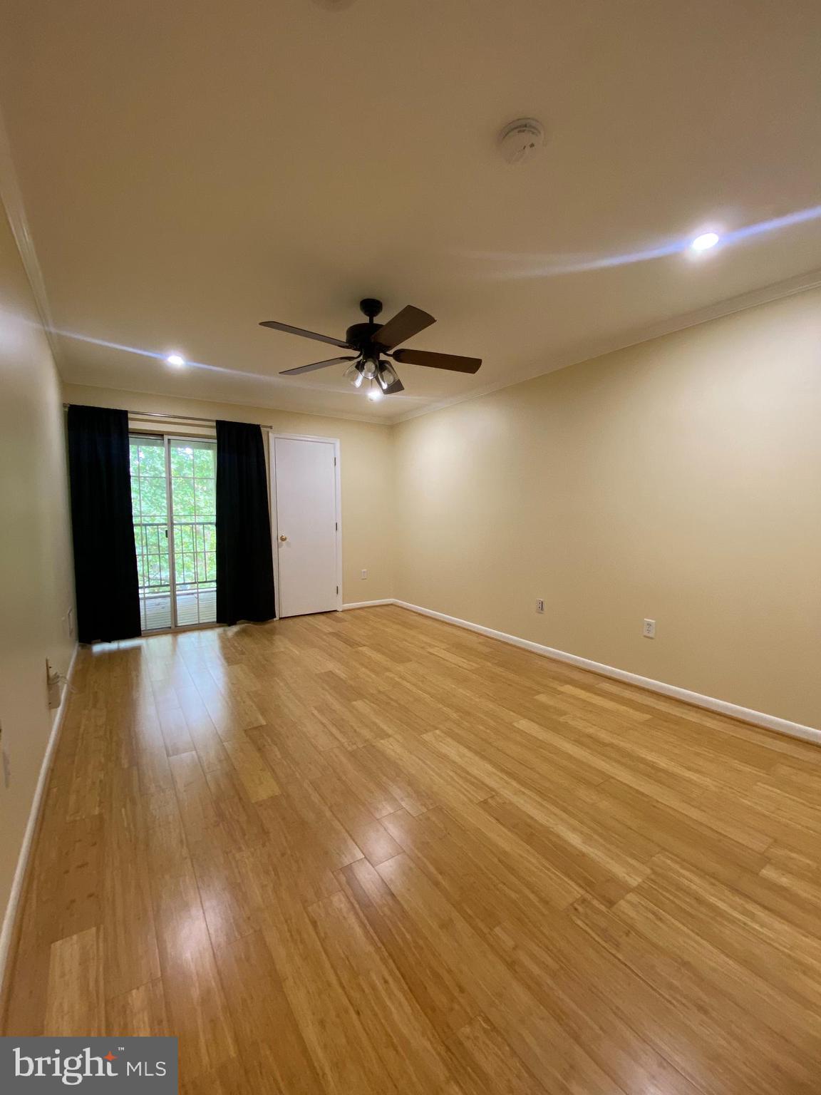 VALLEY STREAM - Residential Lease