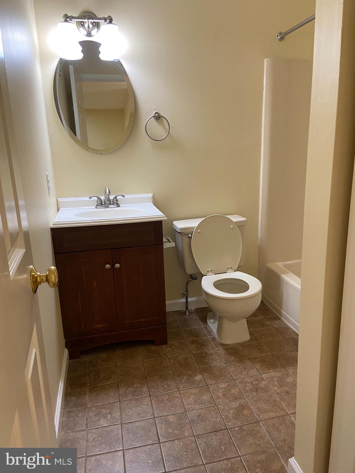 VALLEY STREAM - Residential Lease