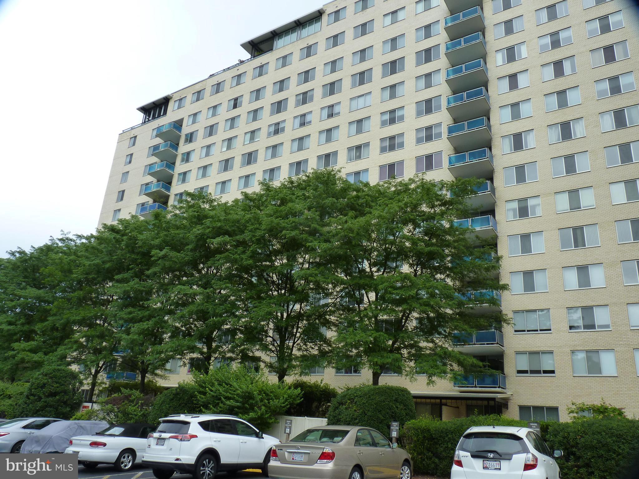 GROSVENOR PARK - Residential Lease