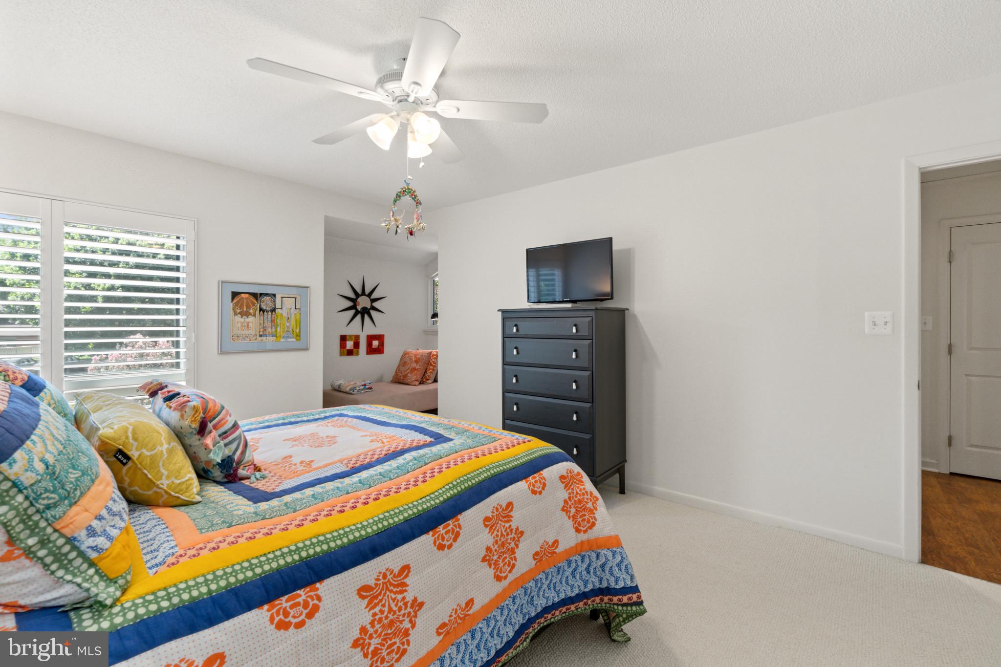 DEERFOX - Residential