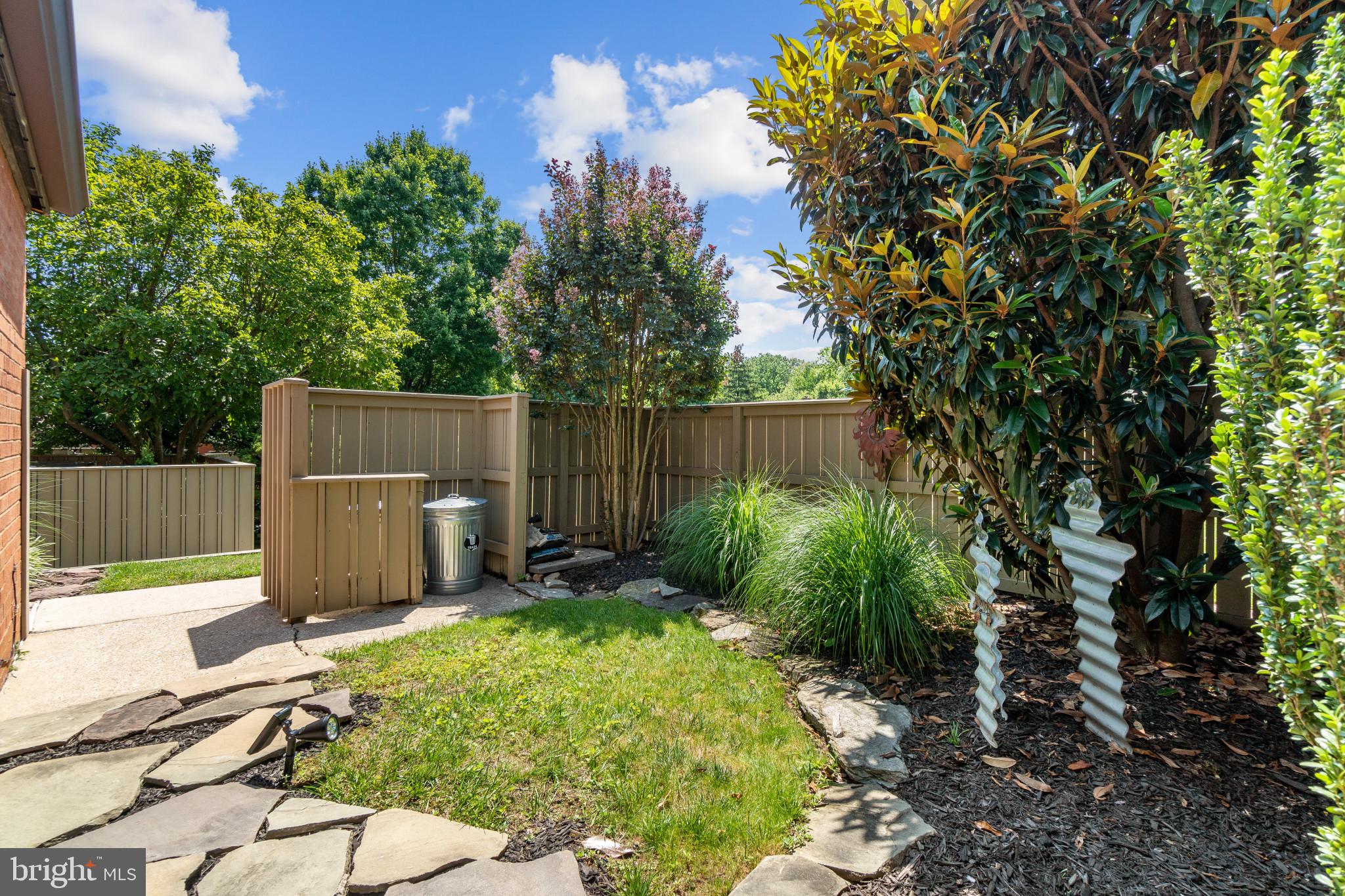 DEERFOX - Residential