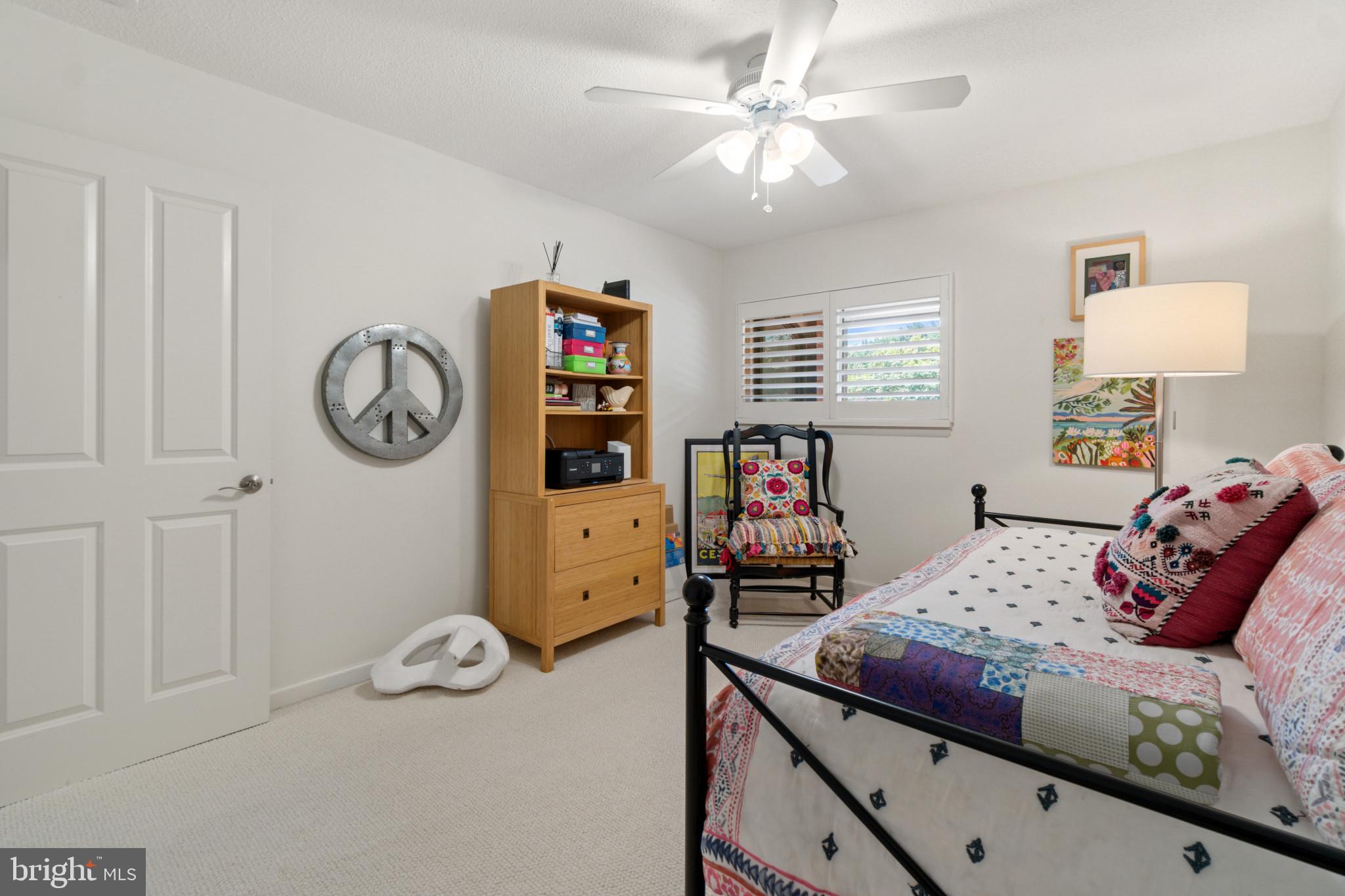 DEERFOX - Residential