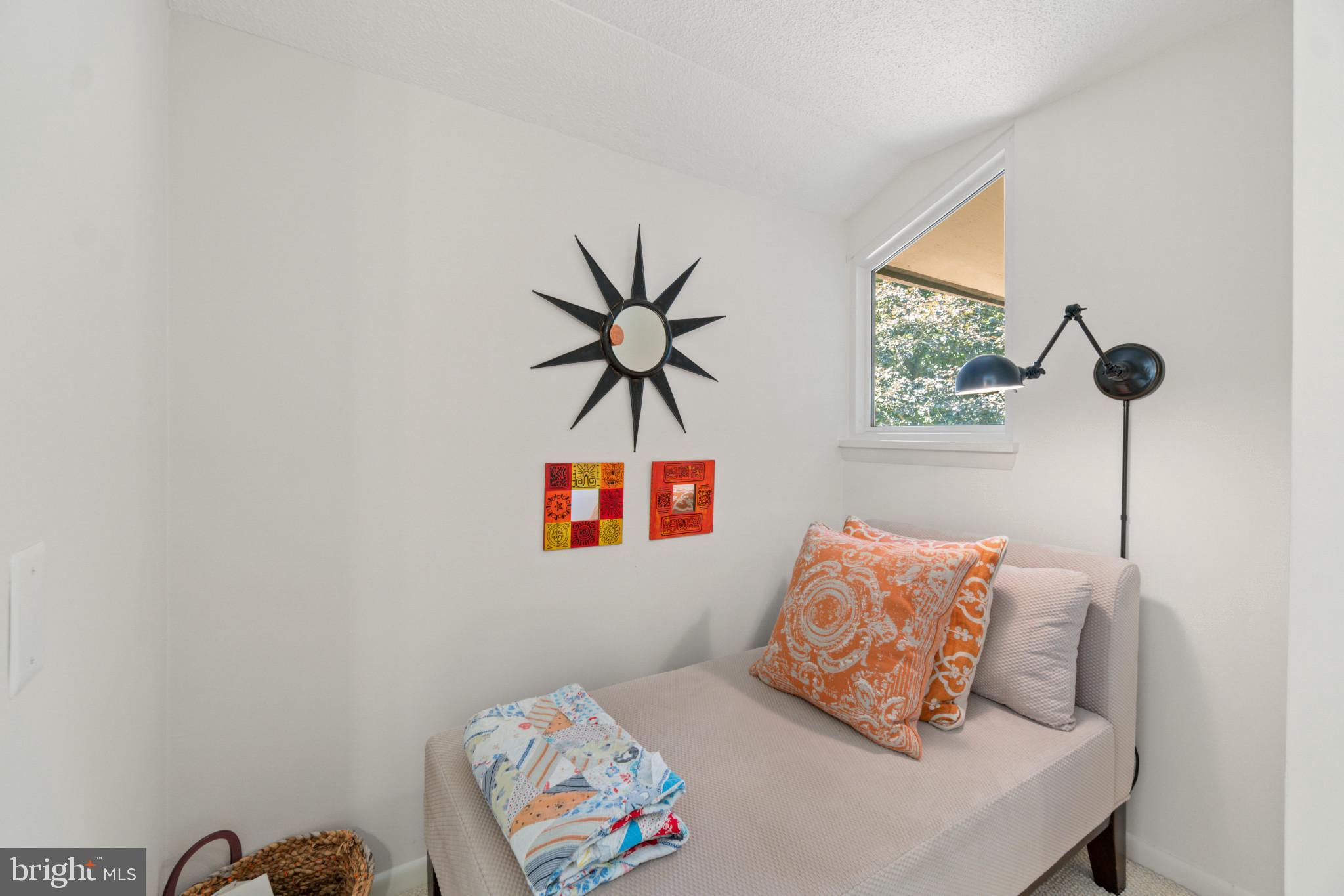 DEERFOX - Residential