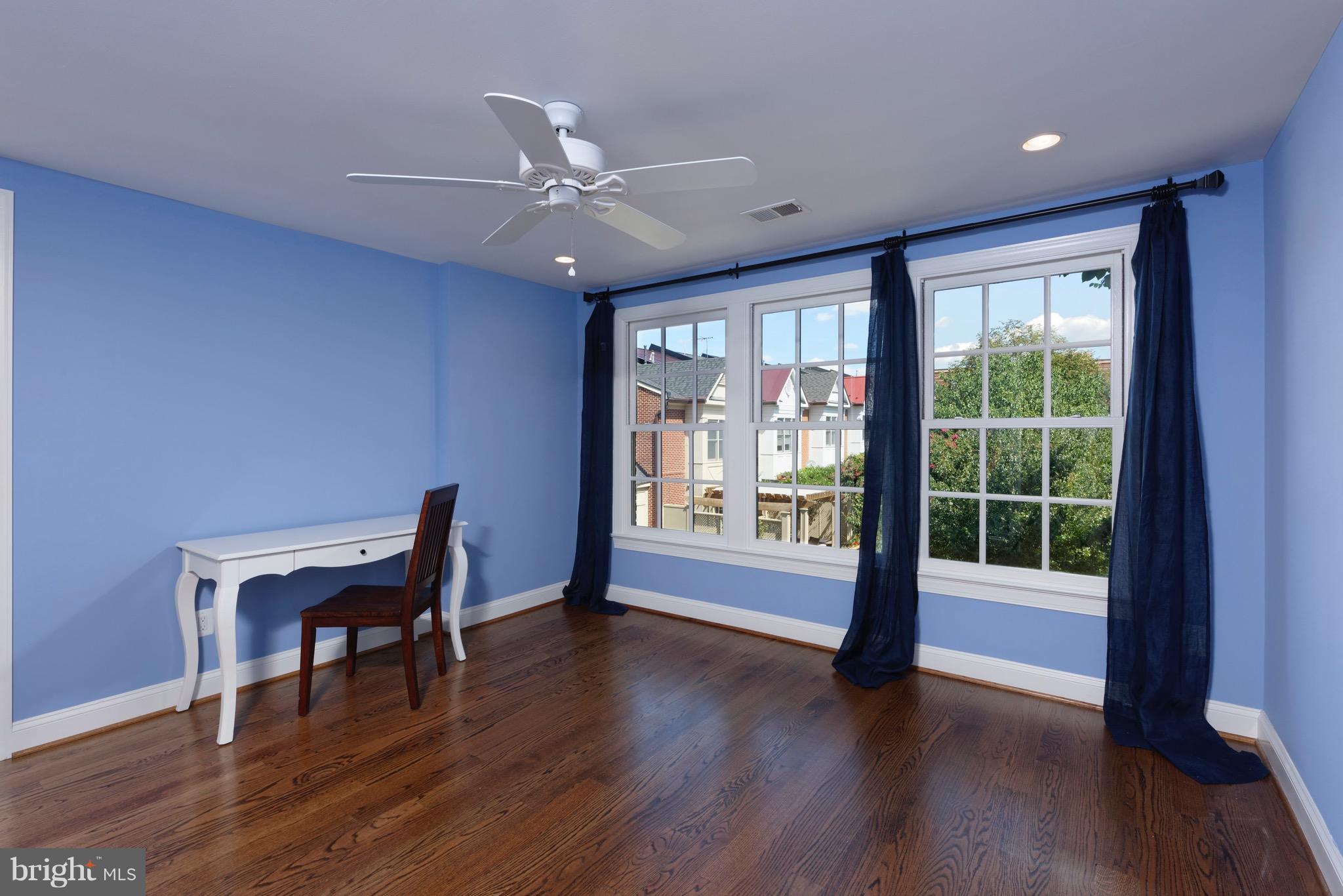 OLD TOWN - Residential