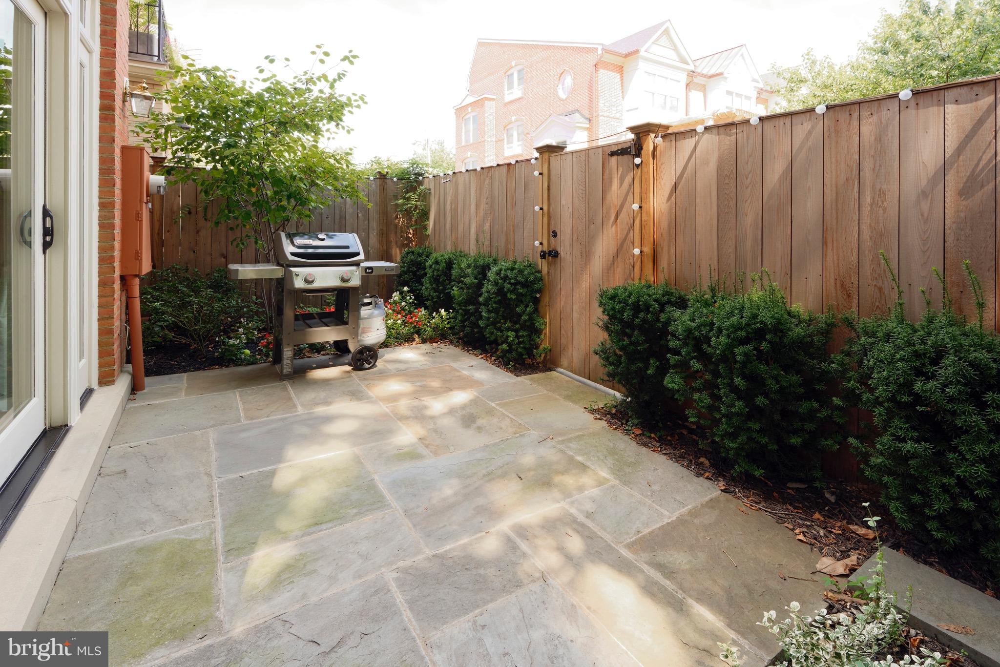 OLD TOWN - Residential