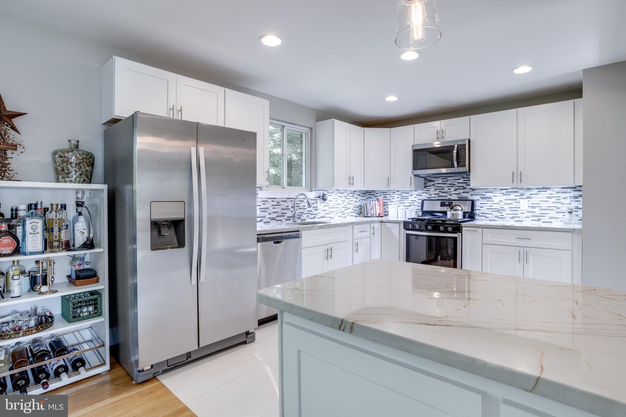 5395 GAINSBOROUGH DRIVE