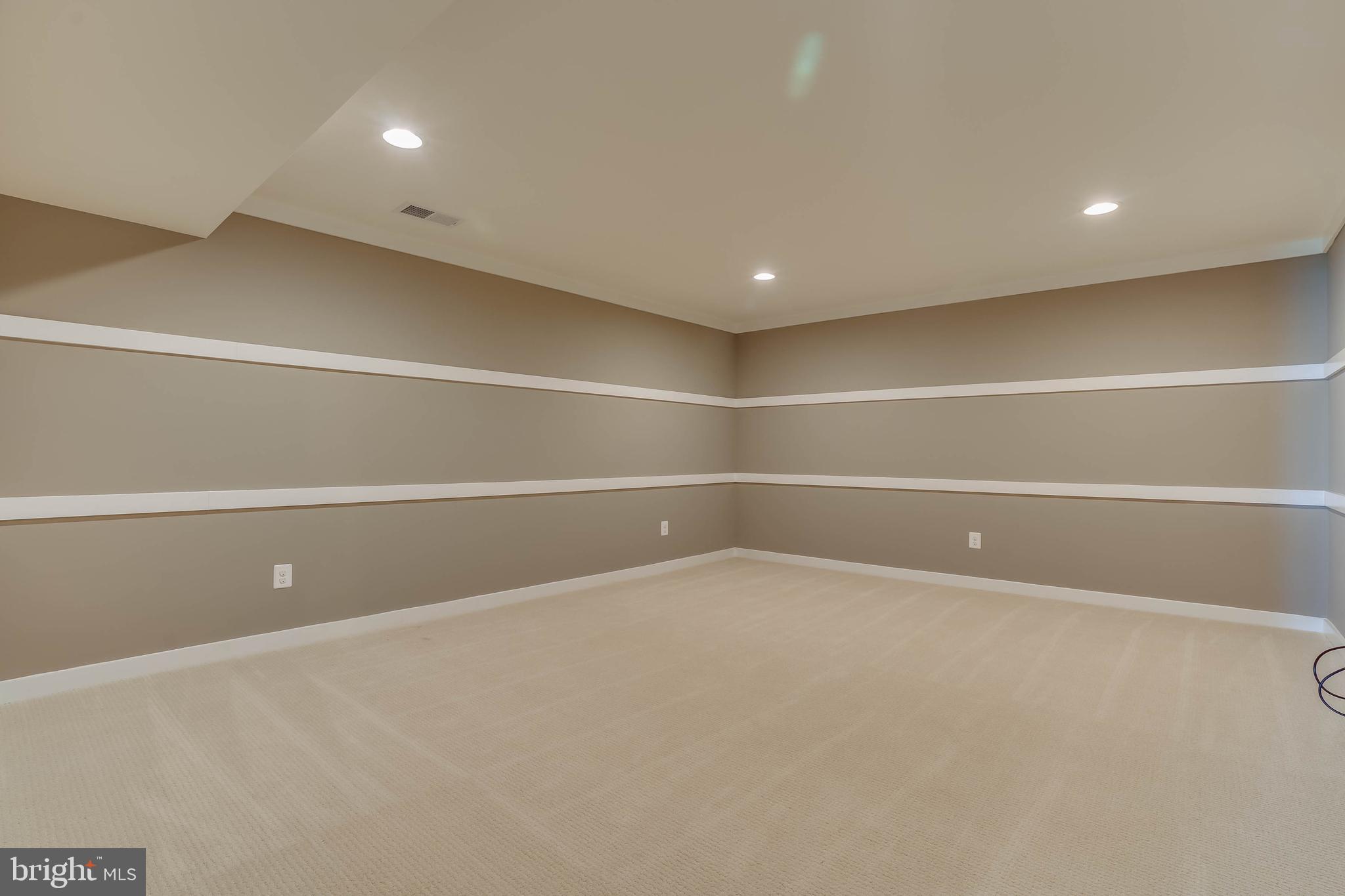 MAY'S QUARTER - Residential Lease