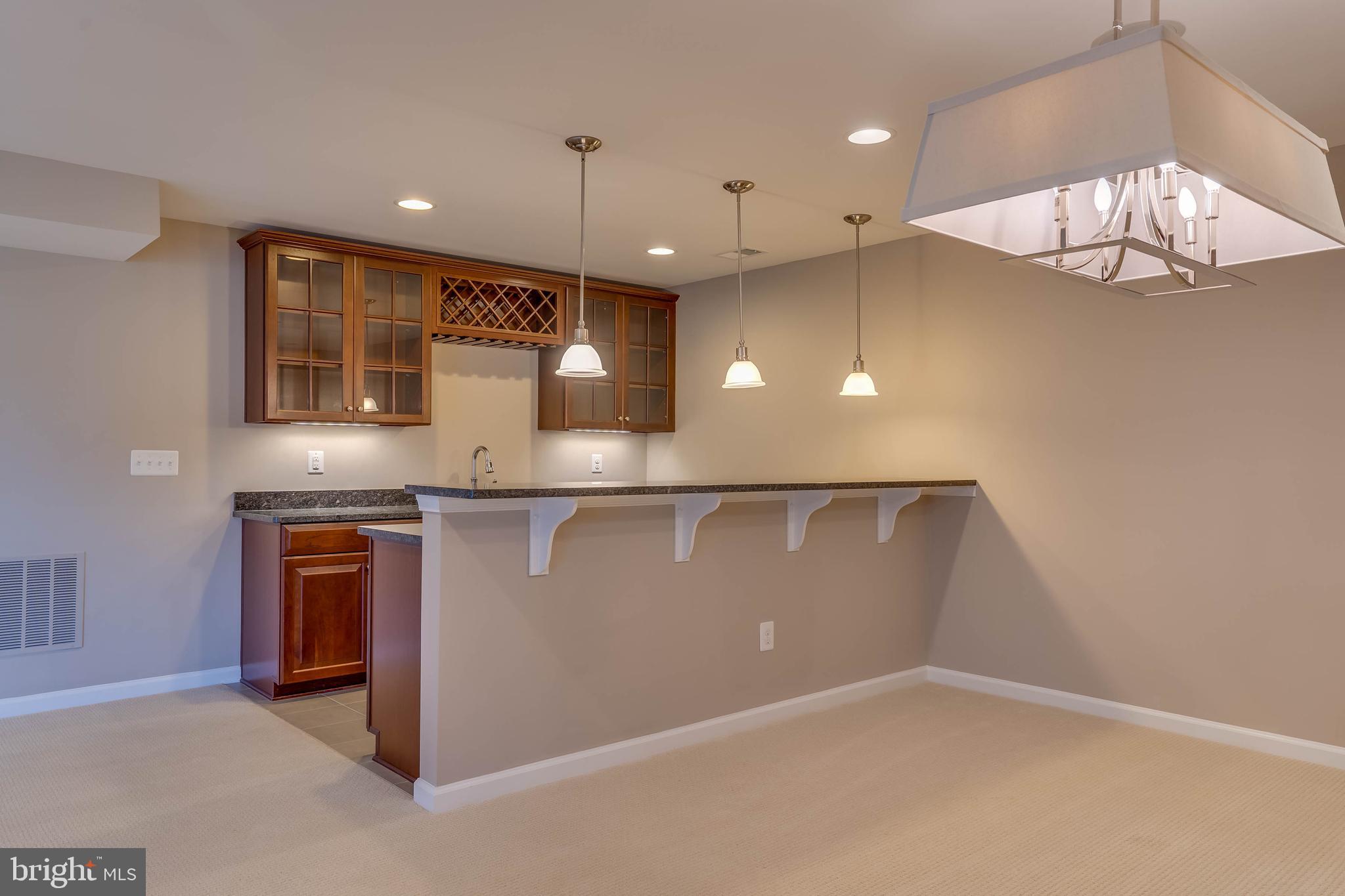 MAY'S QUARTER - Residential Lease