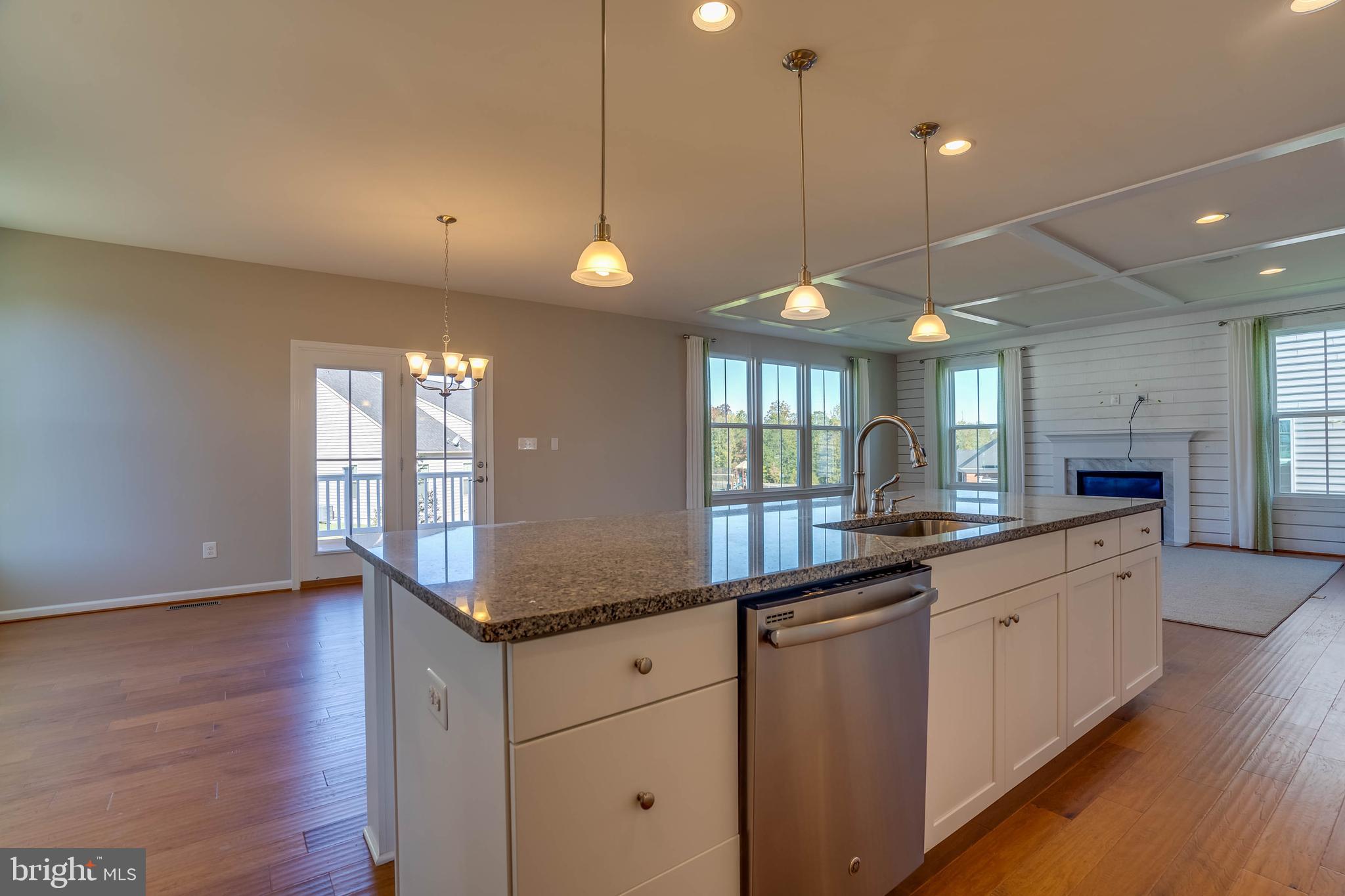 MAY'S QUARTER - Residential Lease