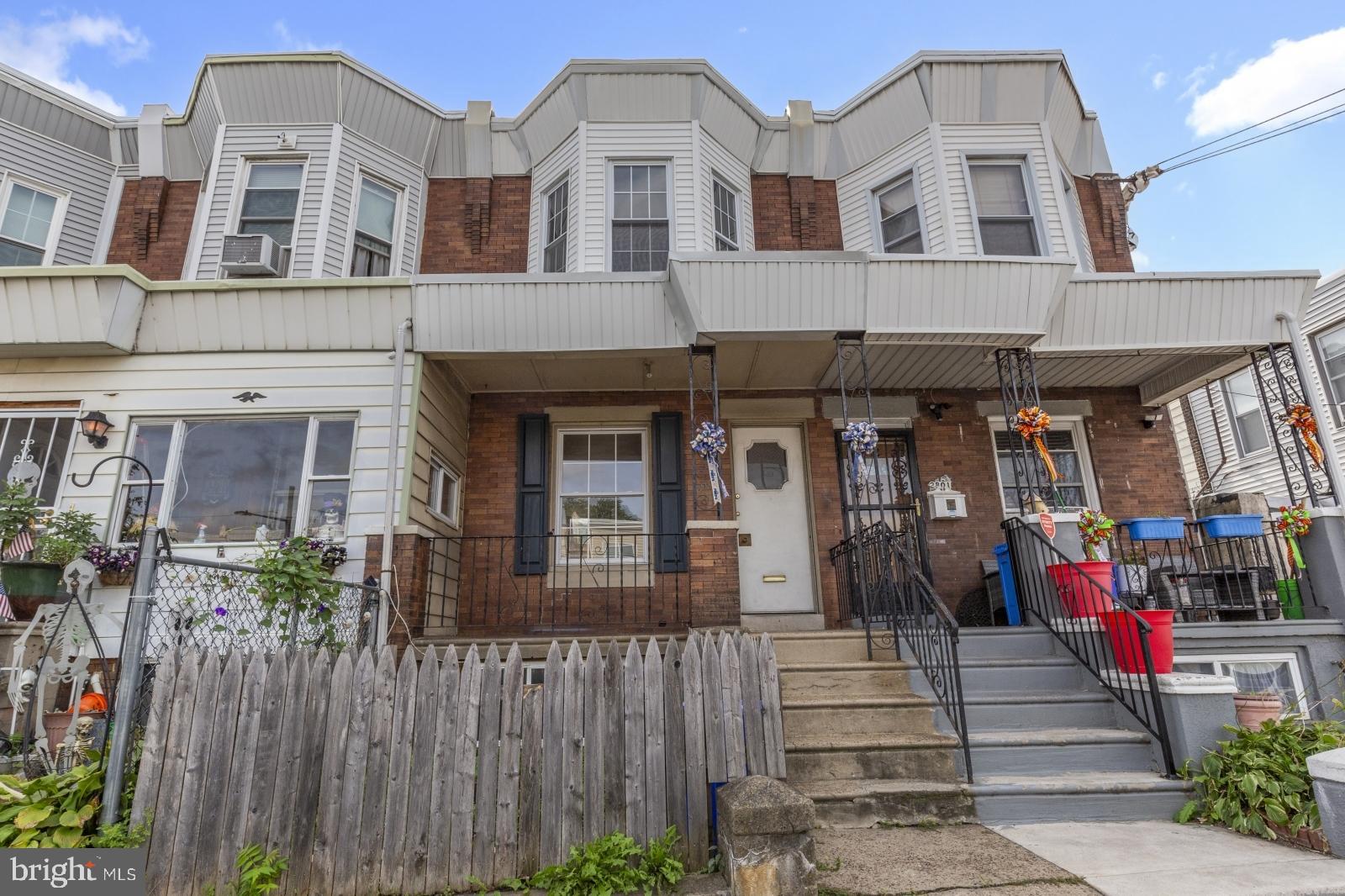 PORT RICHMOND - Residential Lease