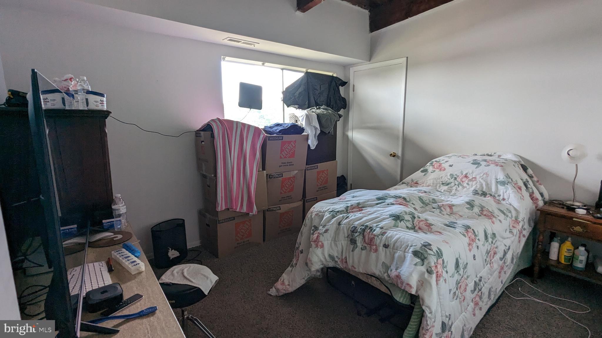 FRENCHMANS CREEK - Residential Lease