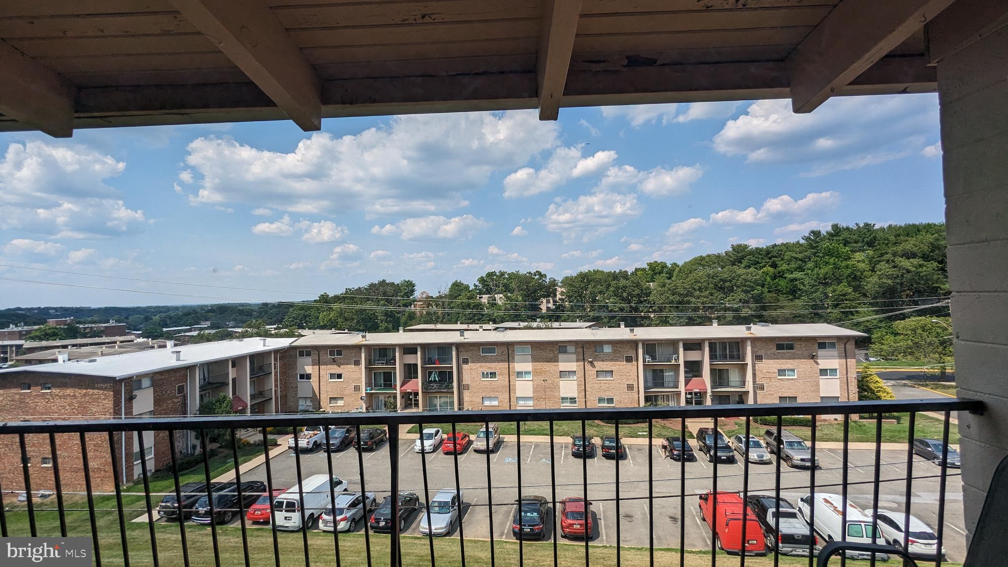 FRENCHMANS CREEK - Residential Lease