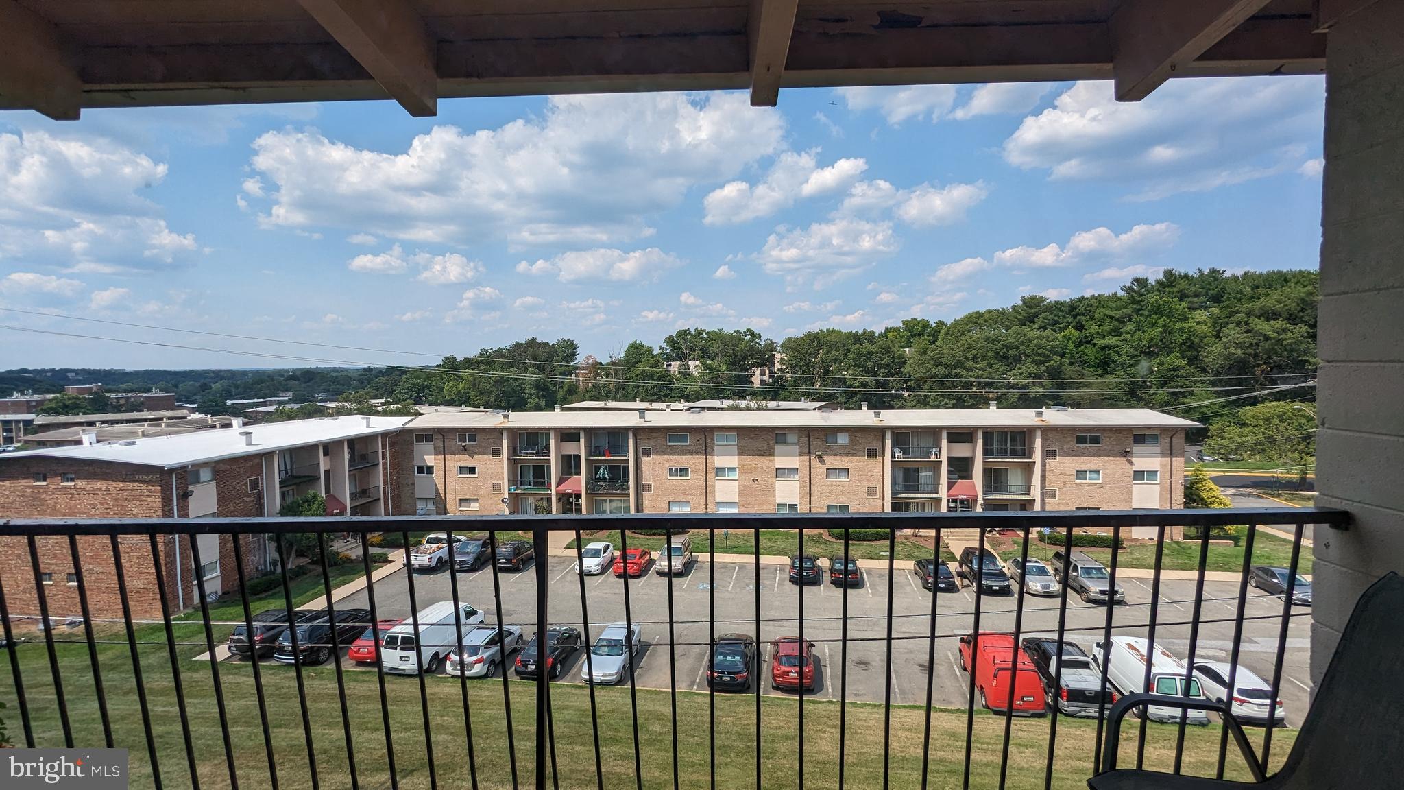 FRENCHMANS CREEK - Residential Lease