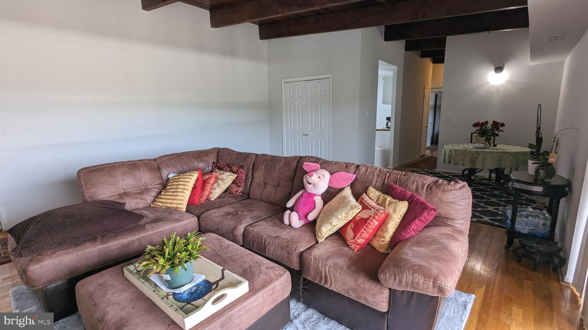 FRENCHMANS CREEK - Residential Lease