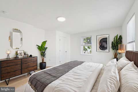 Condo For Rent - 1626 N 17th Street #302<br/> PHILADELPHIA, PA 19121