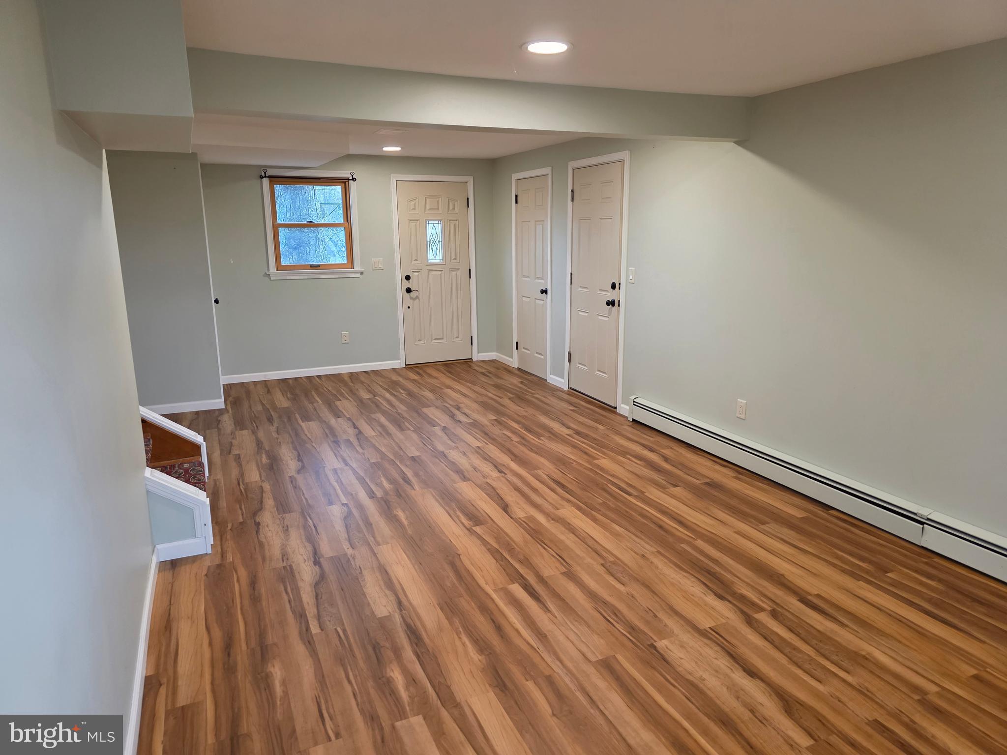 CEDAR CLIFF MANOR - Residential