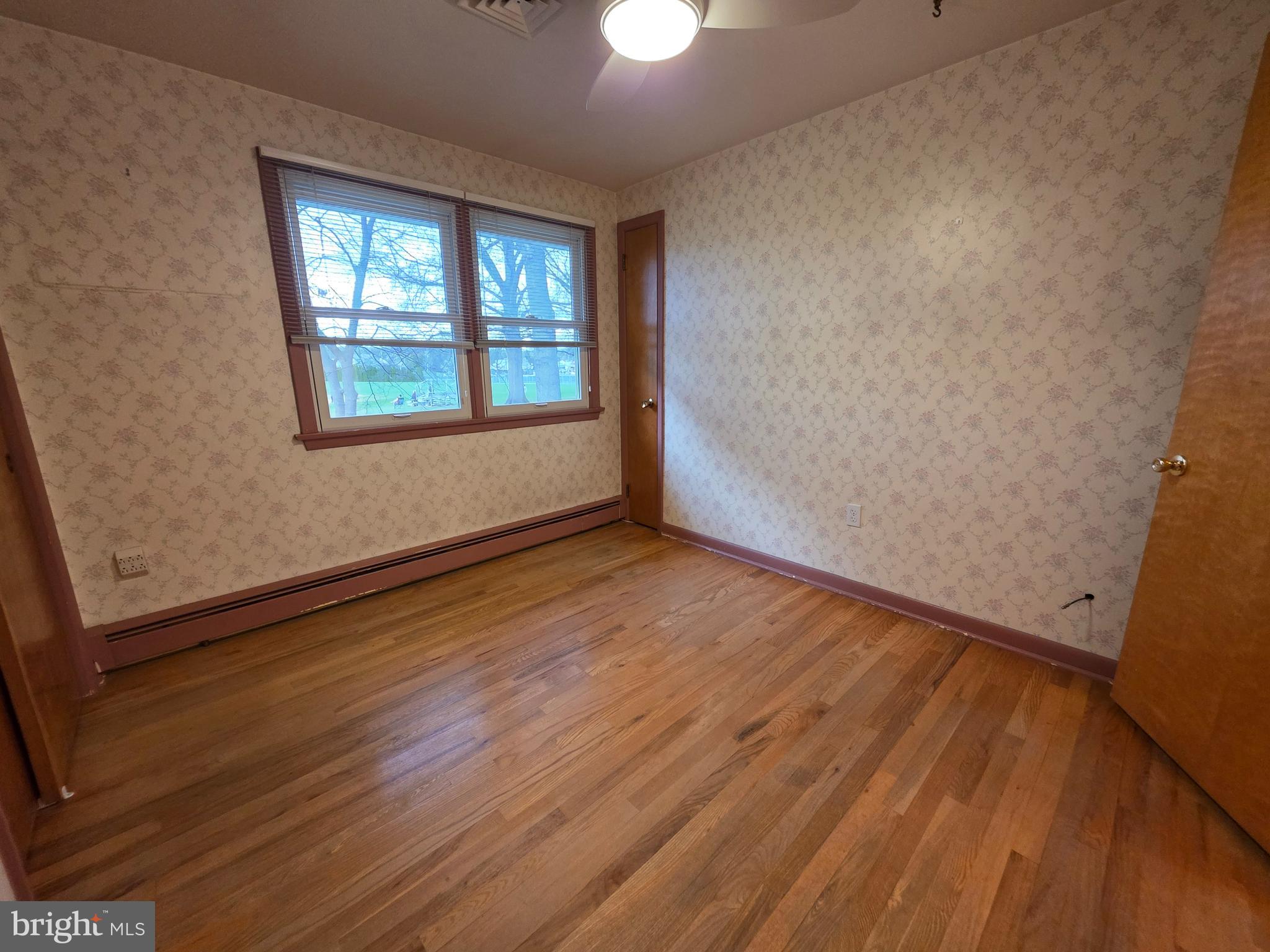 CEDAR CLIFF MANOR - Residential