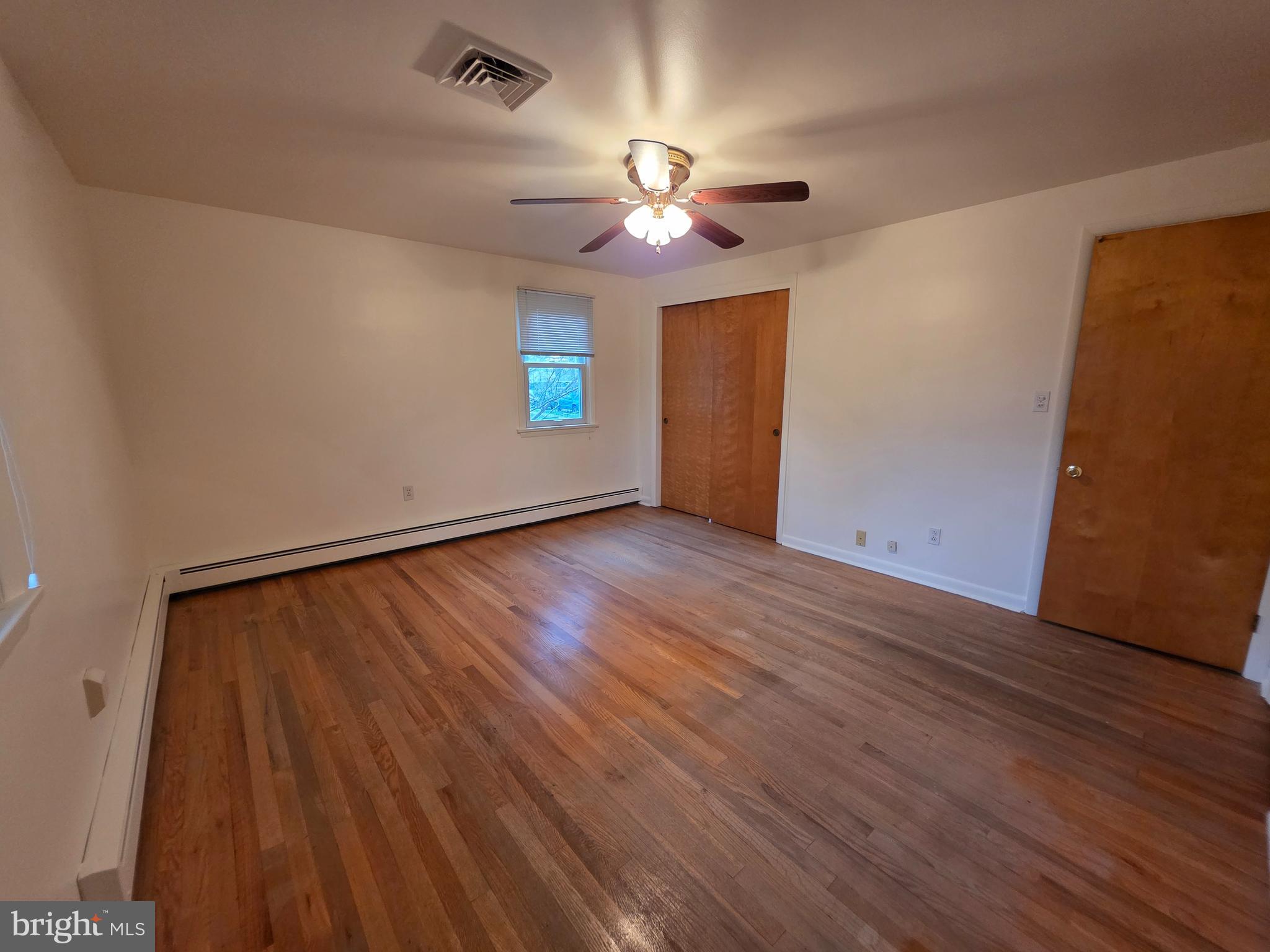 CEDAR CLIFF MANOR - Residential