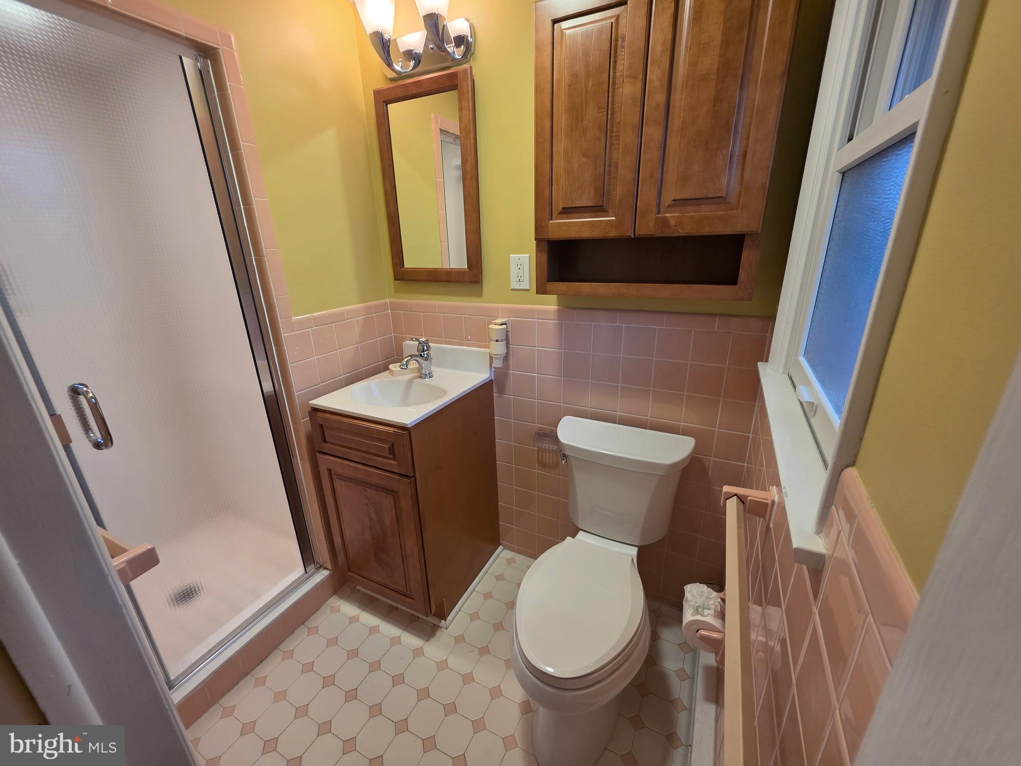 CEDAR CLIFF MANOR - Residential