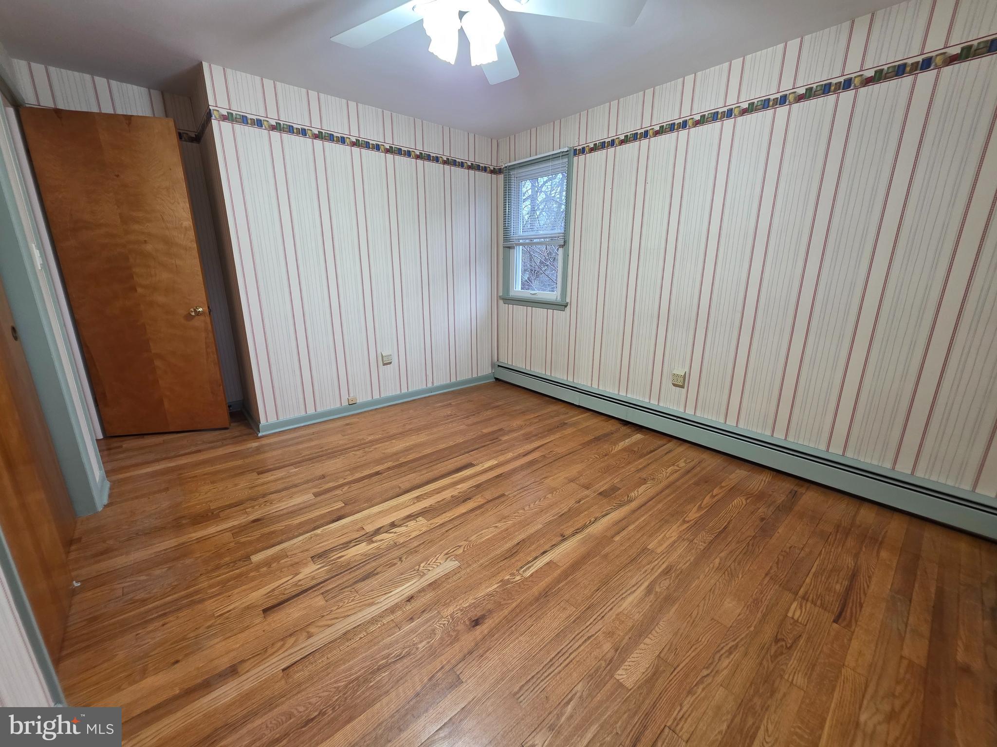 CEDAR CLIFF MANOR - Residential