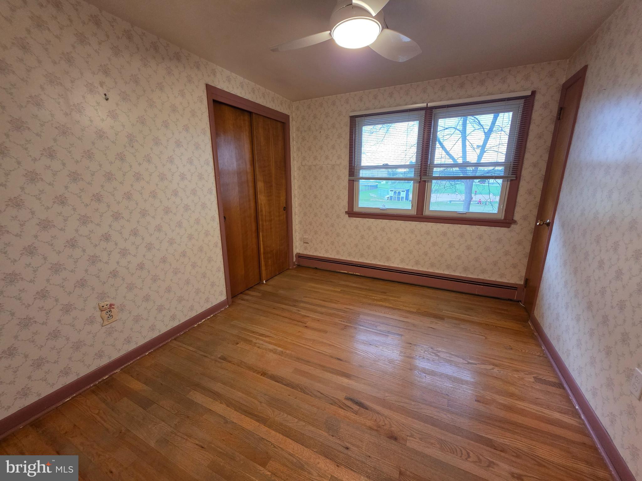 CEDAR CLIFF MANOR - Residential