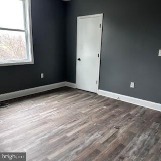 GREAT OPPERTUNITY TO OWN THIS 4 UNIT, NEWLY RENOVATED, ONE LEVEL, INVESTMENT PROPERTY. ALL UNITS ARE SEPARATELY METERED. THE PROPERTY IS COMPLETELY FENCED AND CURRENTLY ALL 4 UNITS ARE LEASED. ALL UNITS HAVE BEEN UPDTAED WITH LVP FLOORING AND FRESHLY PAINTED. THE LOWER LEVEL IS COMPLETELY OPEN AND GREAT FOR MAINTENANCE AND STORAGE. ALL APPOINTMENTS TO SHOW HAVE TO BE MADE THROUGH THE LISTING AGENT.