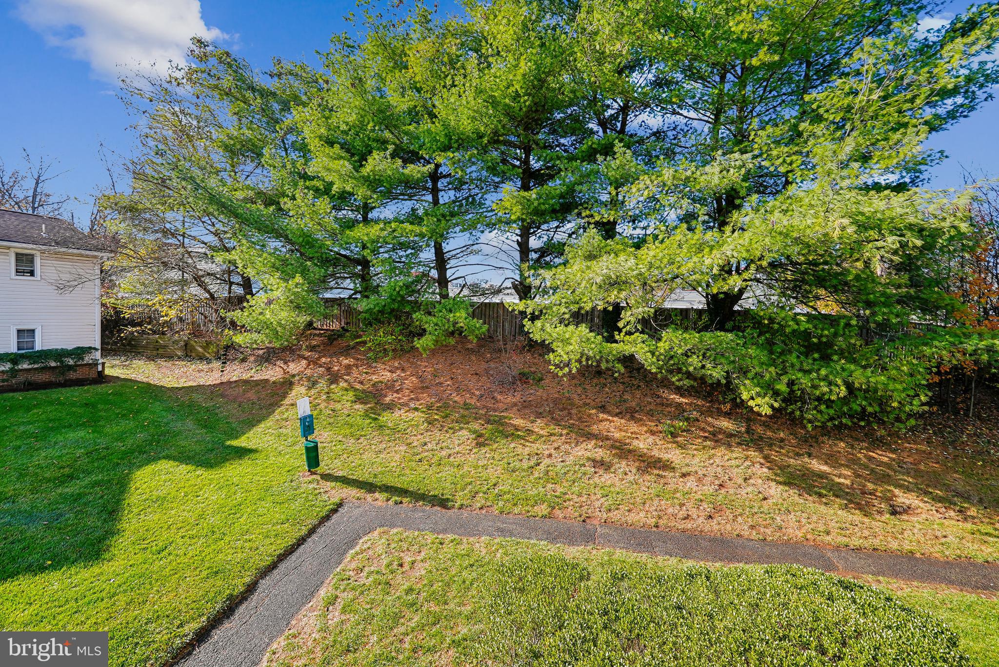 VILLAS AT COUNTRYSIDE - Residential