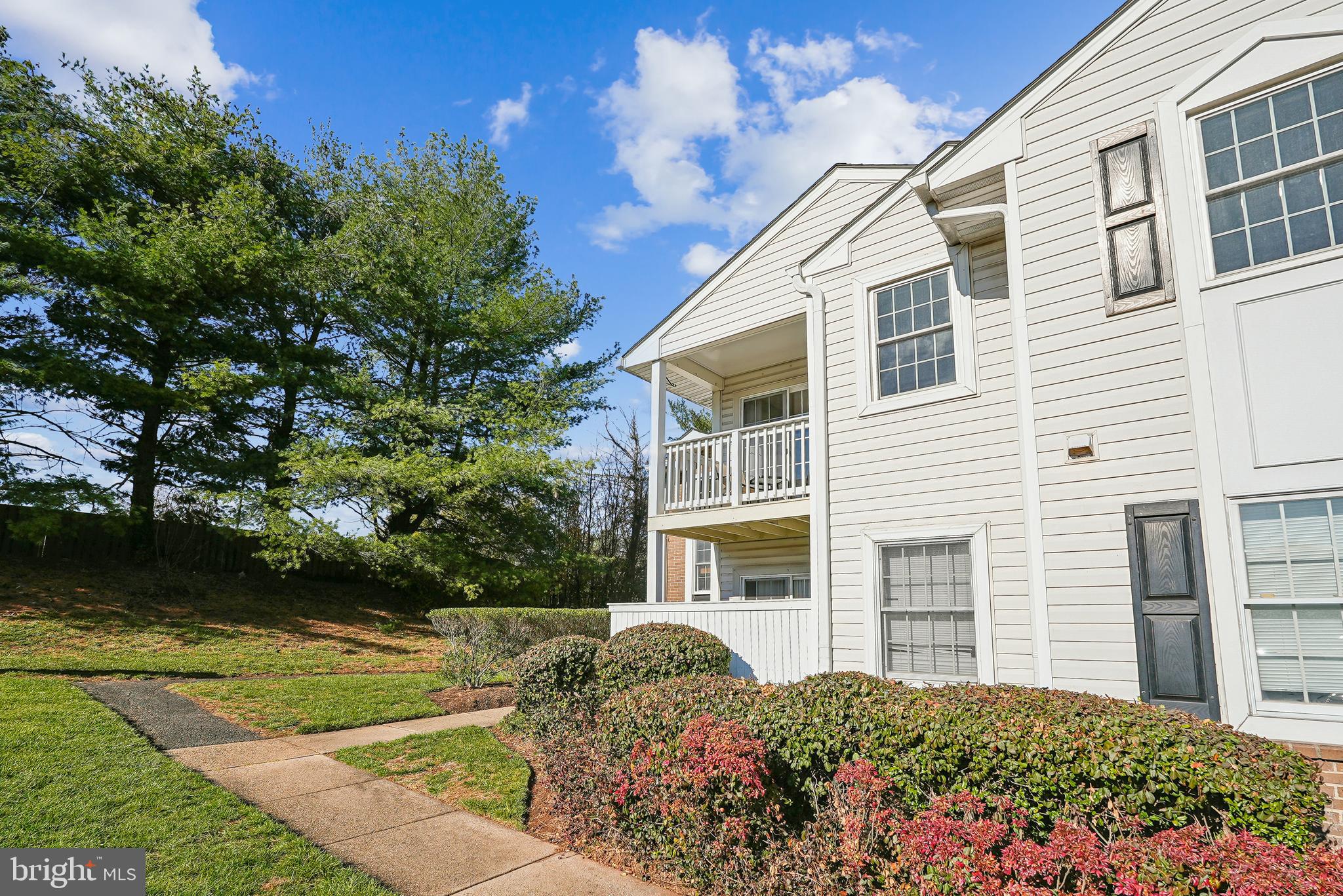 VILLAS AT COUNTRYSIDE - Residential