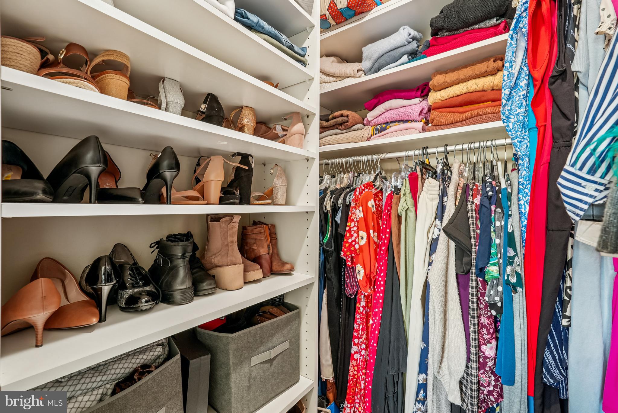 VILLAS AT COUNTRYSIDE - Residential