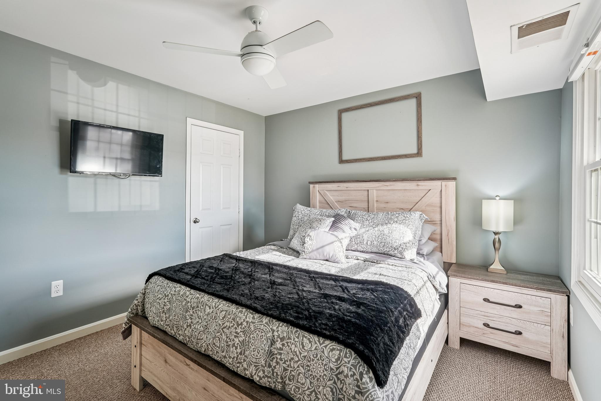 VILLAS AT COUNTRYSIDE - Residential