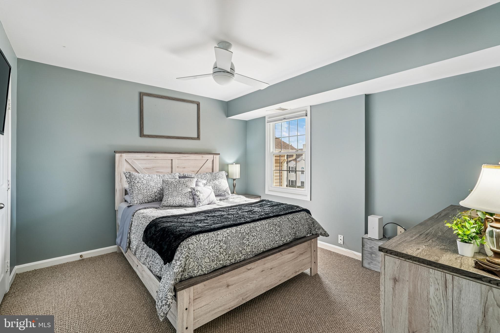 VILLAS AT COUNTRYSIDE - Residential