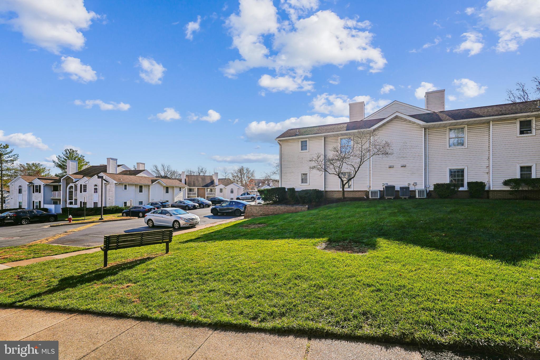 VILLAS AT COUNTRYSIDE - Residential